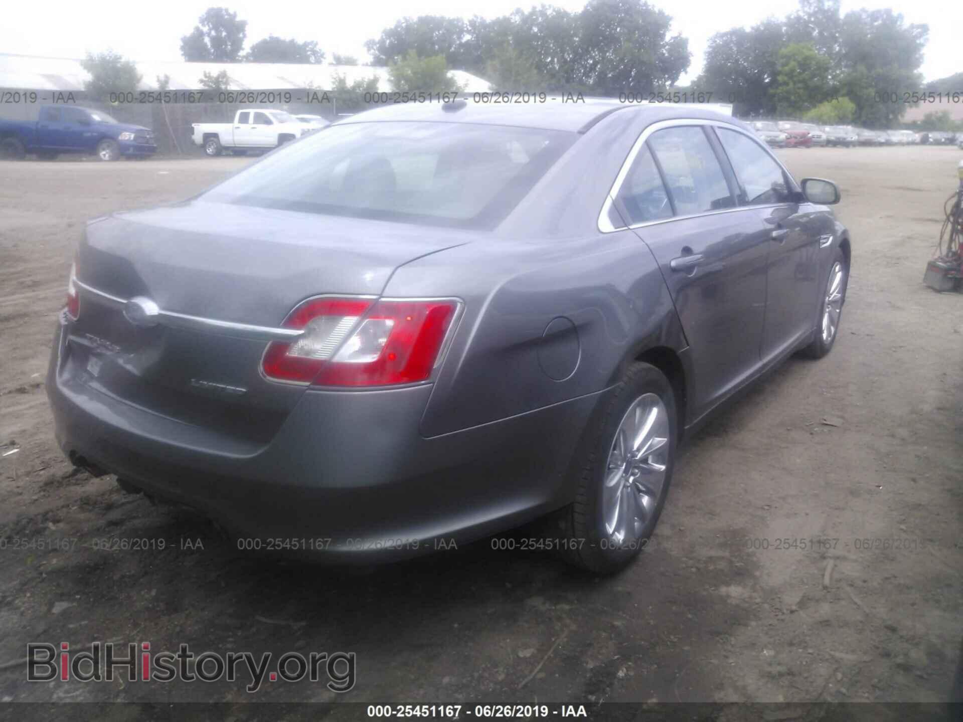 2011 FORD TAURUS - VIN: 1FAHP2FW8BG182018 - Фото 4