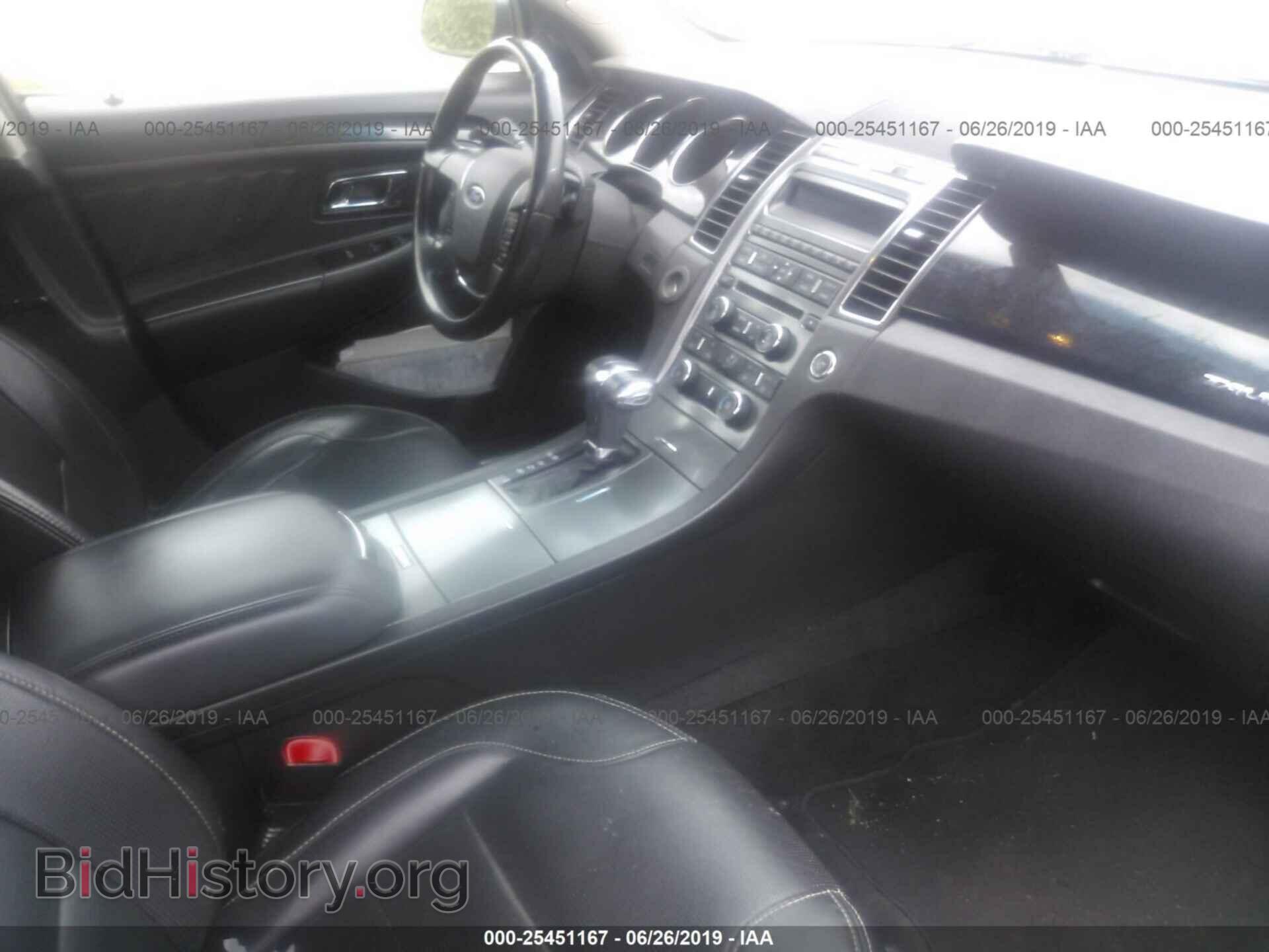 2011 FORD TAURUS - VIN: 1FAHP2FW8BG182018 - Фото 5