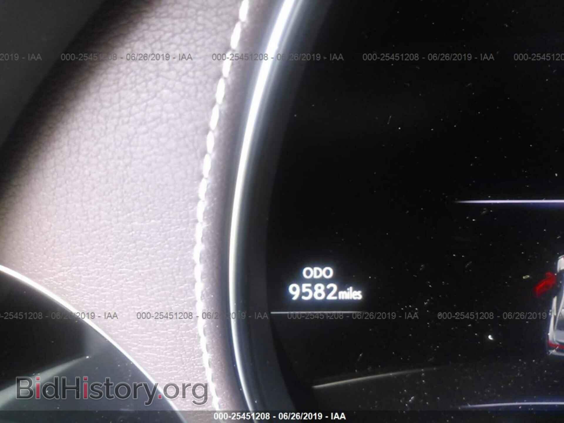 2018 LEXUS LS - VIN: JTHC5LFF7J5001337 - Photo 7