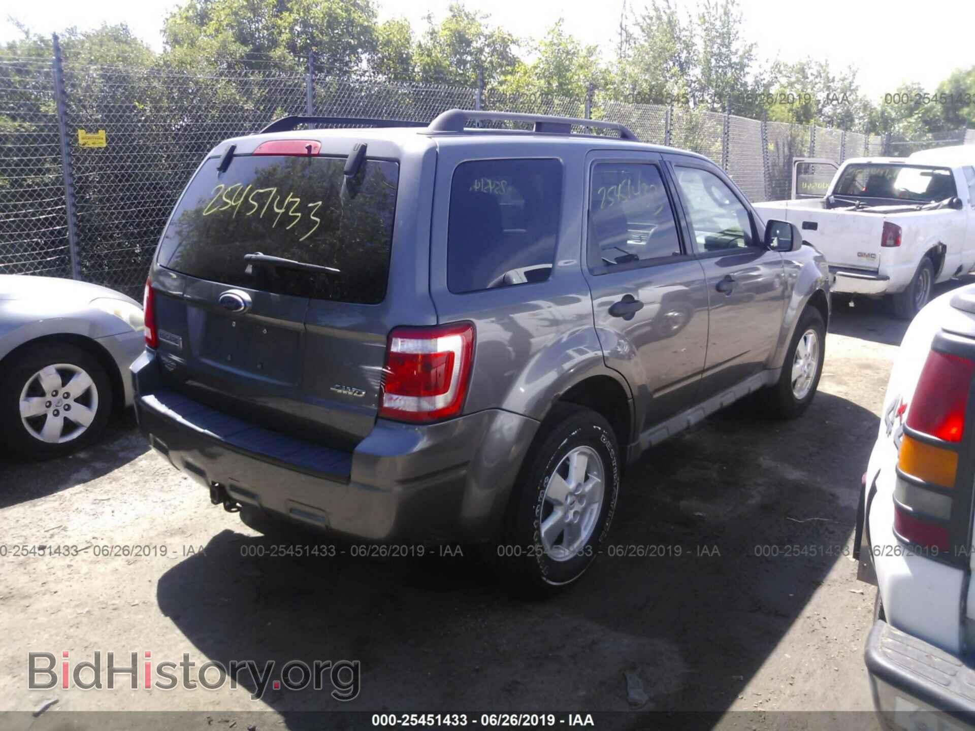 2009 FORD ESCAPE - VIN: 1FMCU93G39KC19644 - Фото 4