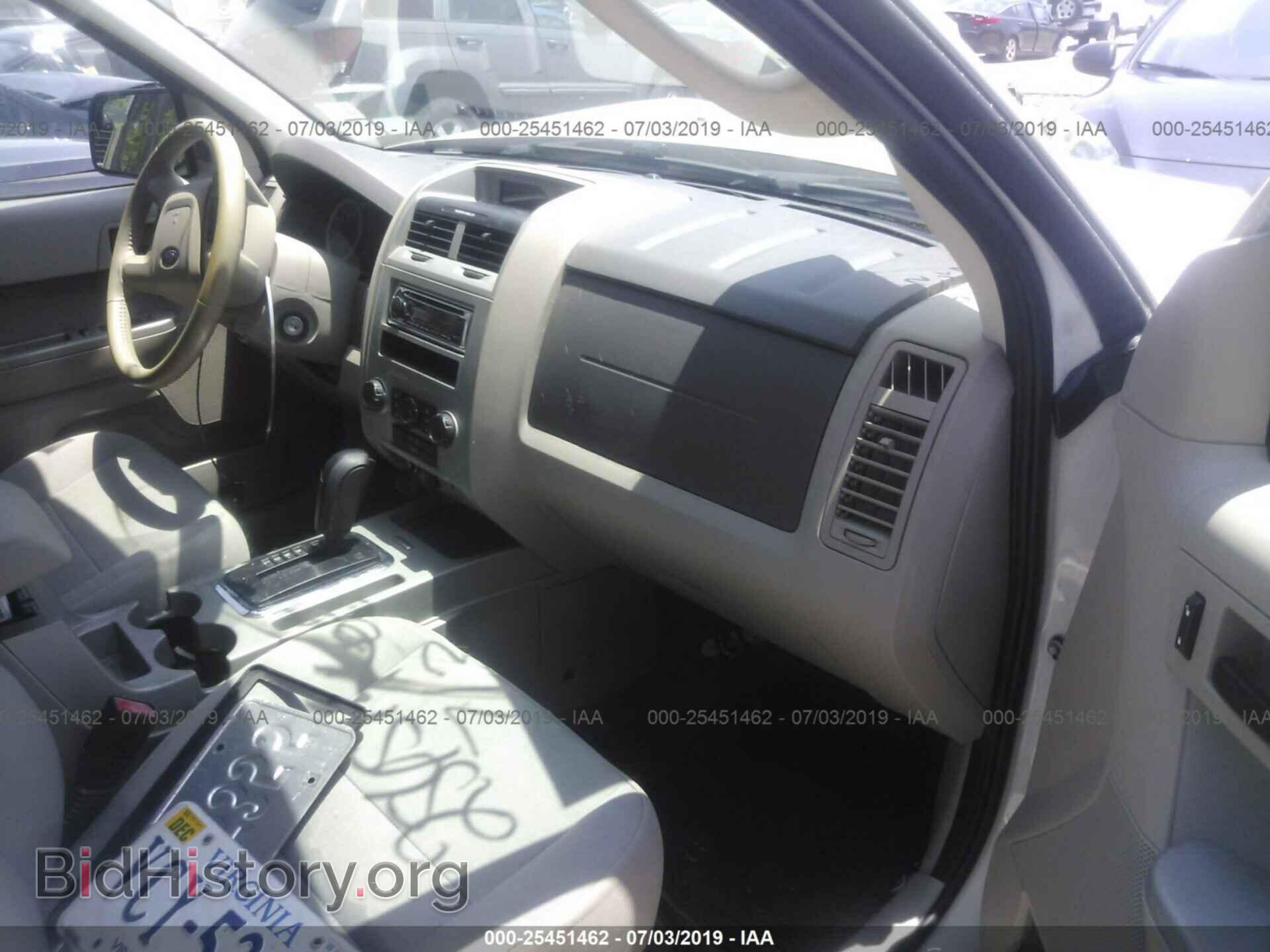 2011 FORD ESCAPE - VIN: 1FMCU0D76BKA79315 - Photo 5