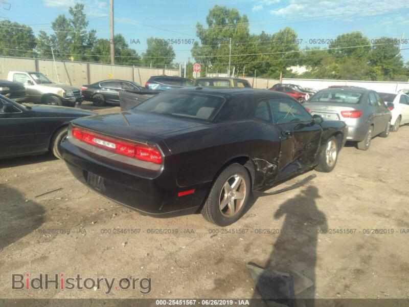 2010 Dodge CHALLENGER (VIN 2B3CJ4DV2AH323388) — фото 4 из 10