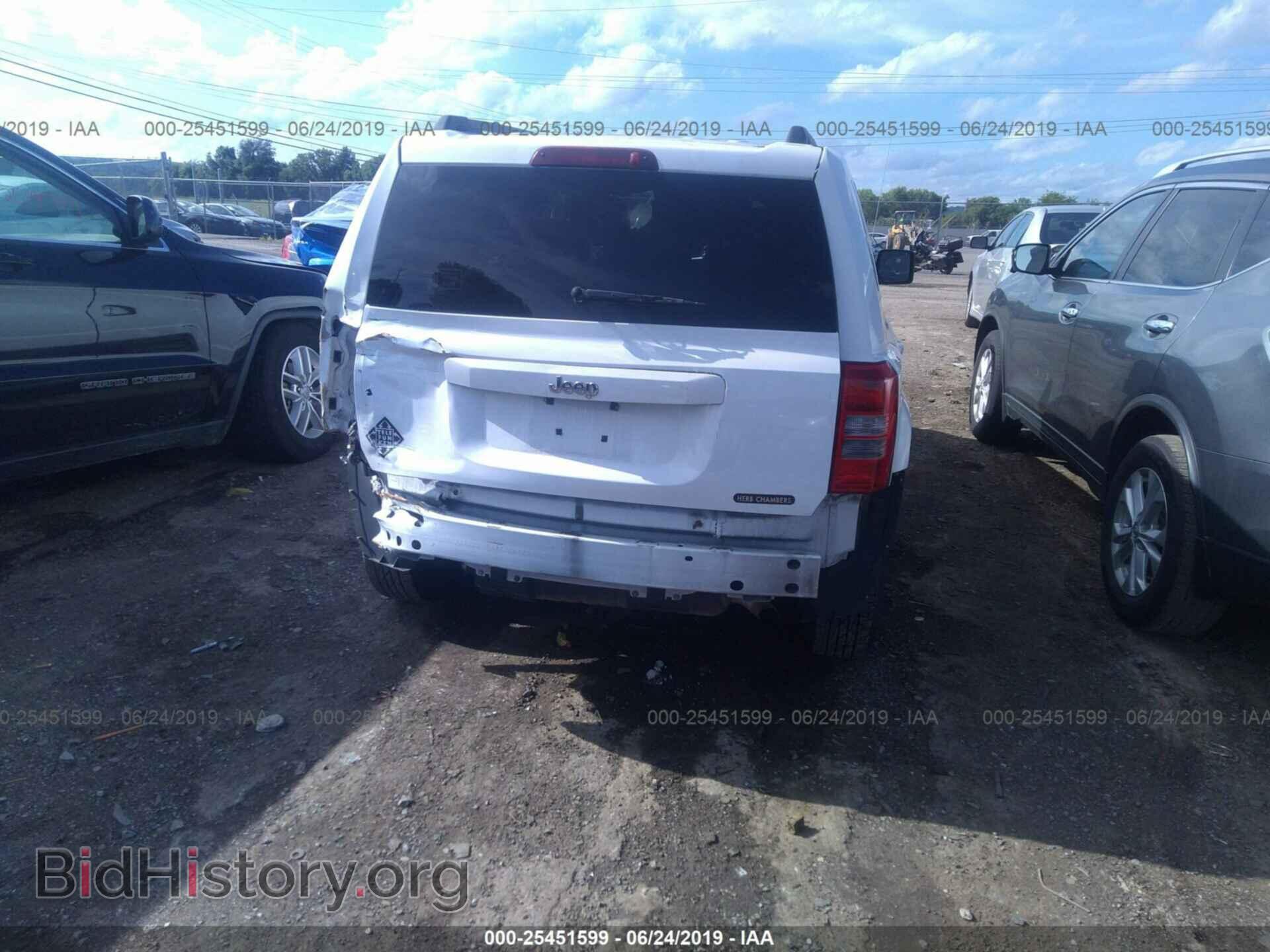 2011 JEEP PATRIOT - VIN: 1J4NT1GA3BD122844 - Фото 6