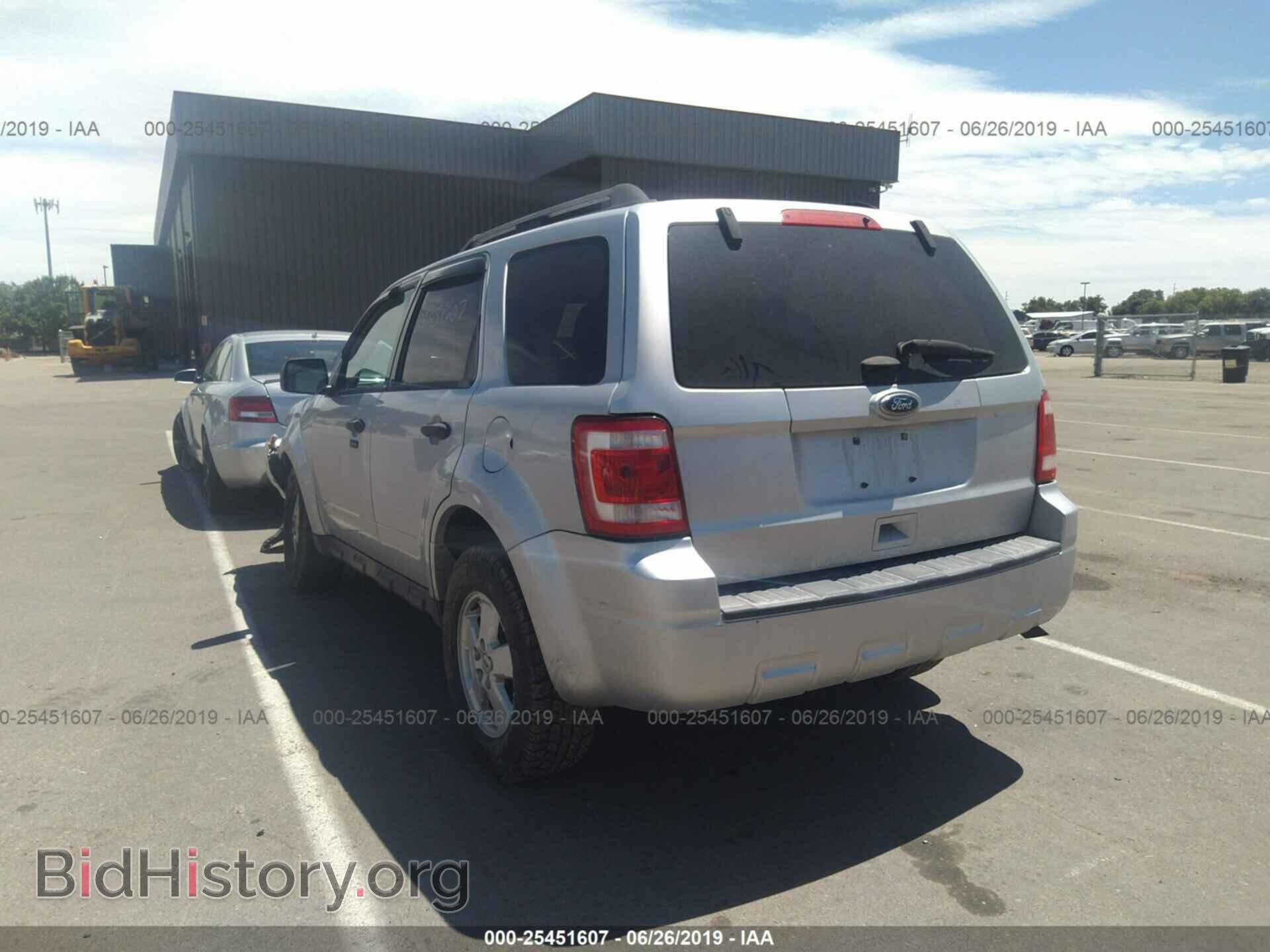 2011 FORD ESCAPE - VIN: 1FMCU9D7XBKB66932 - Фото 3