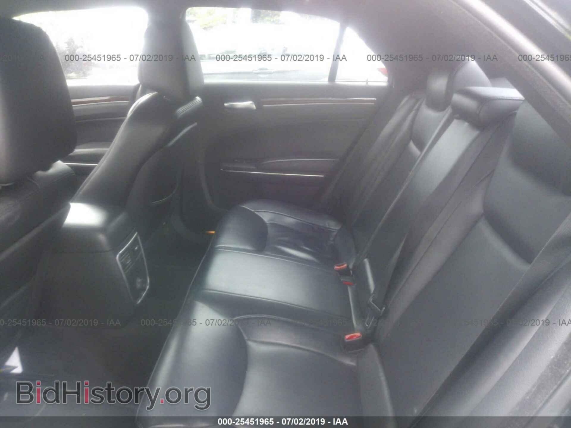 2014 CHRYSLER 300 - VIN: 2C3CCARGXEH379252 - Фото 8