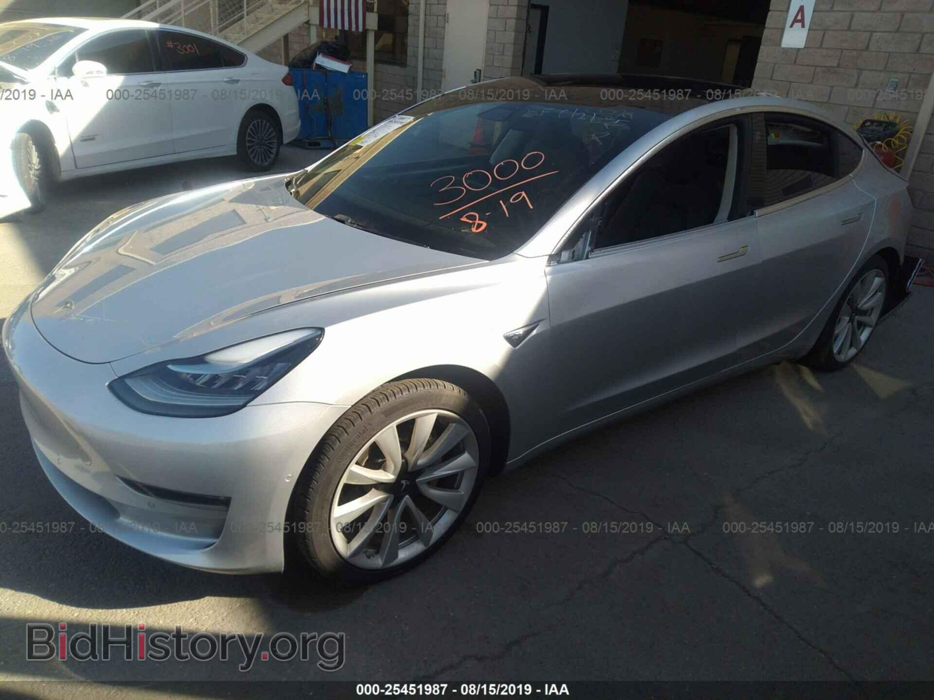 2018 TESLA MODEL 3 - VIN: 5YJ3E1EA3JF048360 - Photo 2