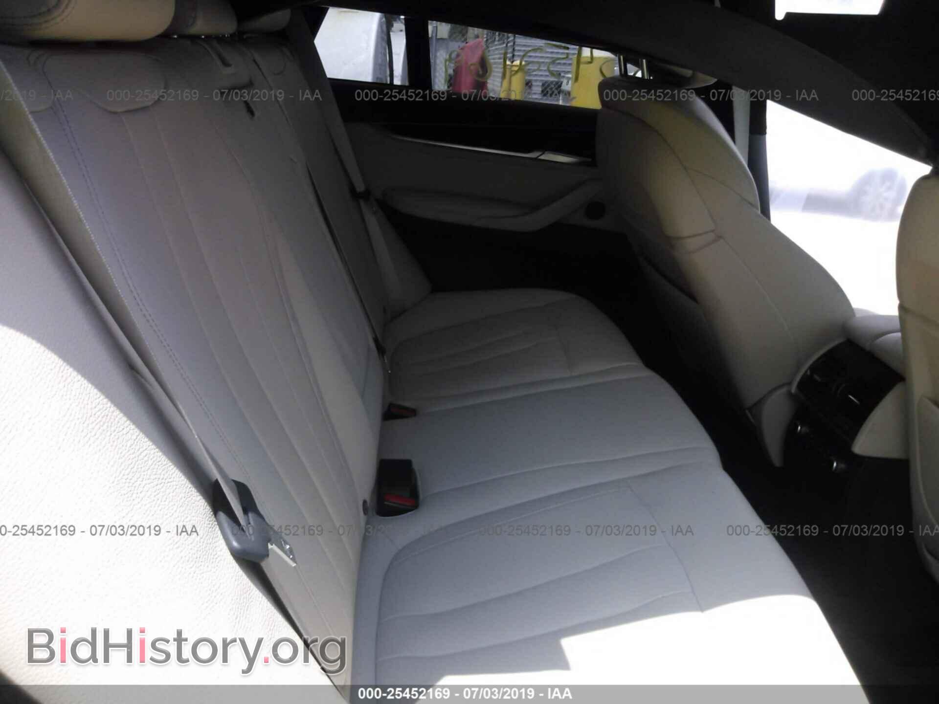 2017 BMW X5 - VIN: 5UXKR0C38H0V81388 - Фото 8