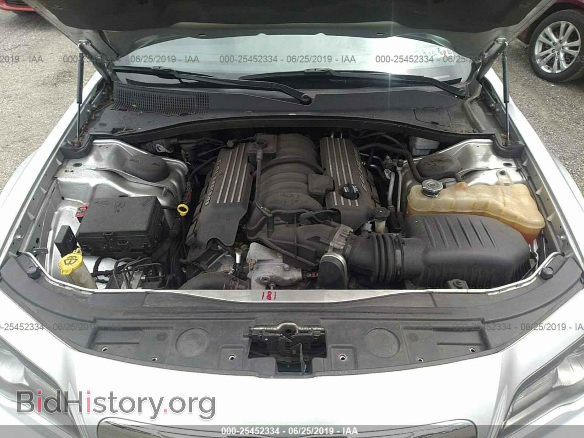 2012 CHRYSLER 300 - VIN: 2C3CCAFJ9CH800181 - Фото 10