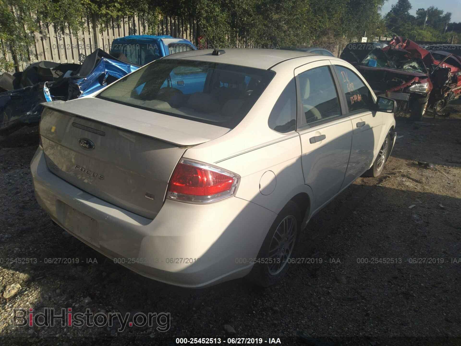 2011 FORD FOCUS - VIN: 1FAHP3FN1BW115571 - Фото 4