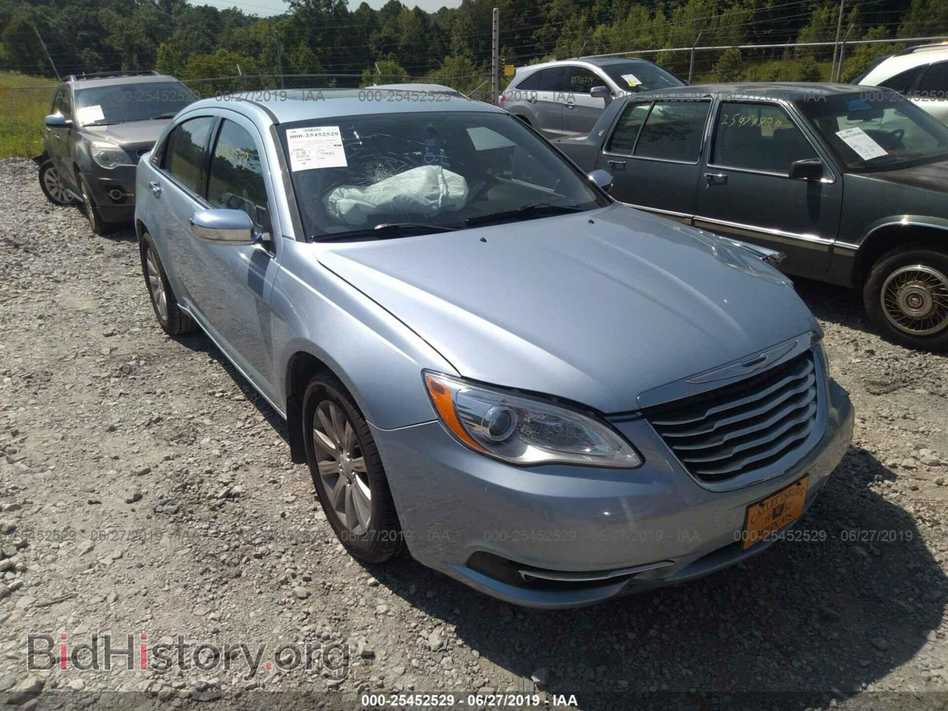 Photo 1C3CCBCG3DN654724 - CHRYSLER 200 2013
