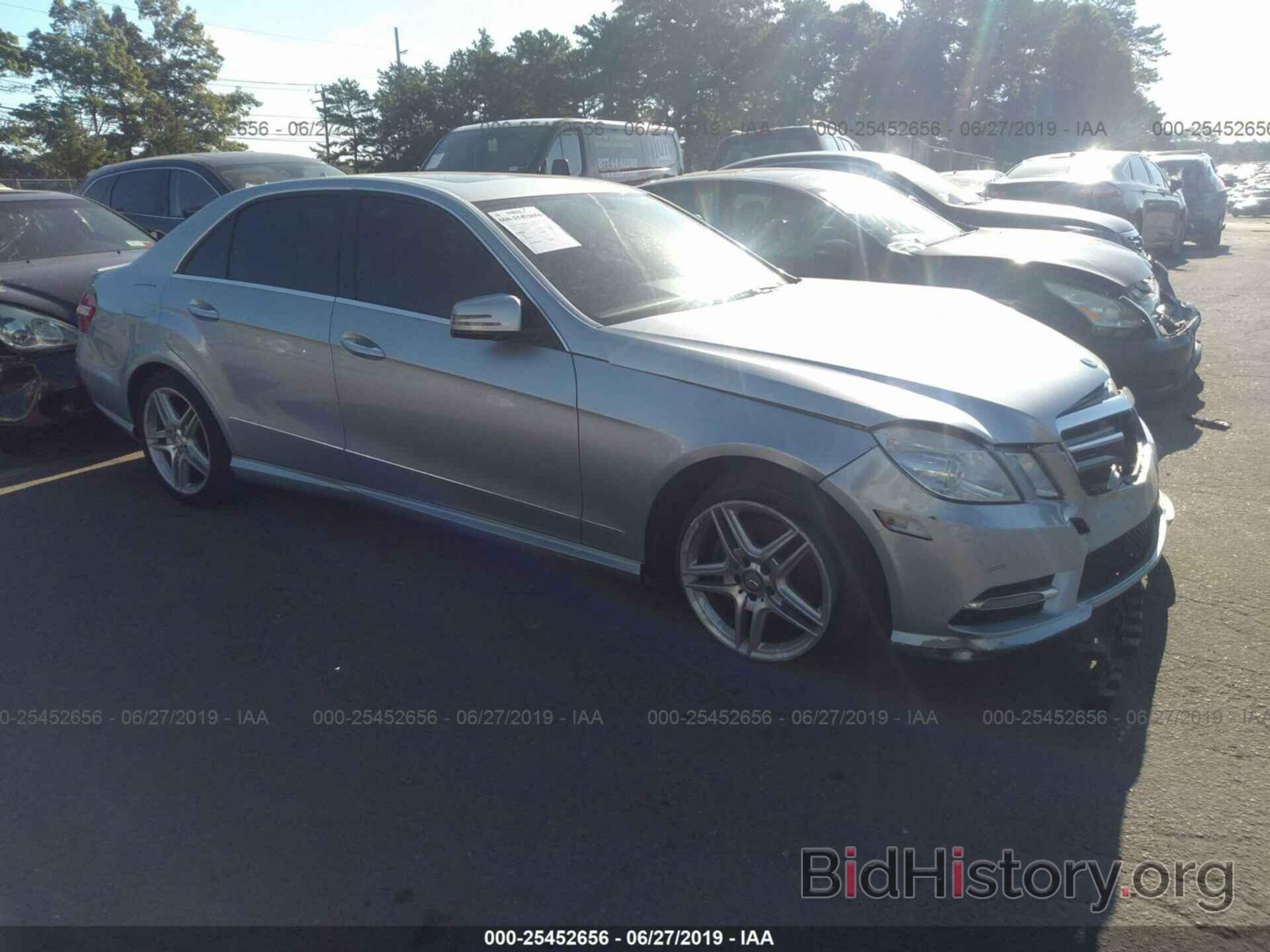 Photo WDDHF8JB7DA733443 - MERCEDES-BENZ E 2013