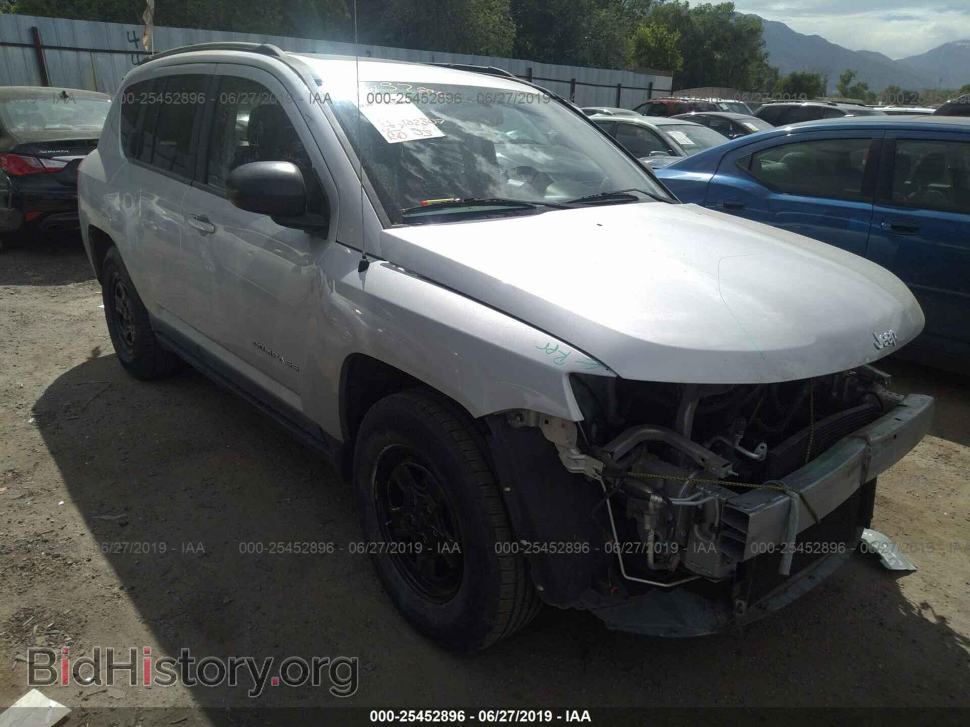 Фотография 1J4NT5FB4BD195156 - JEEP COMPASS 2011
