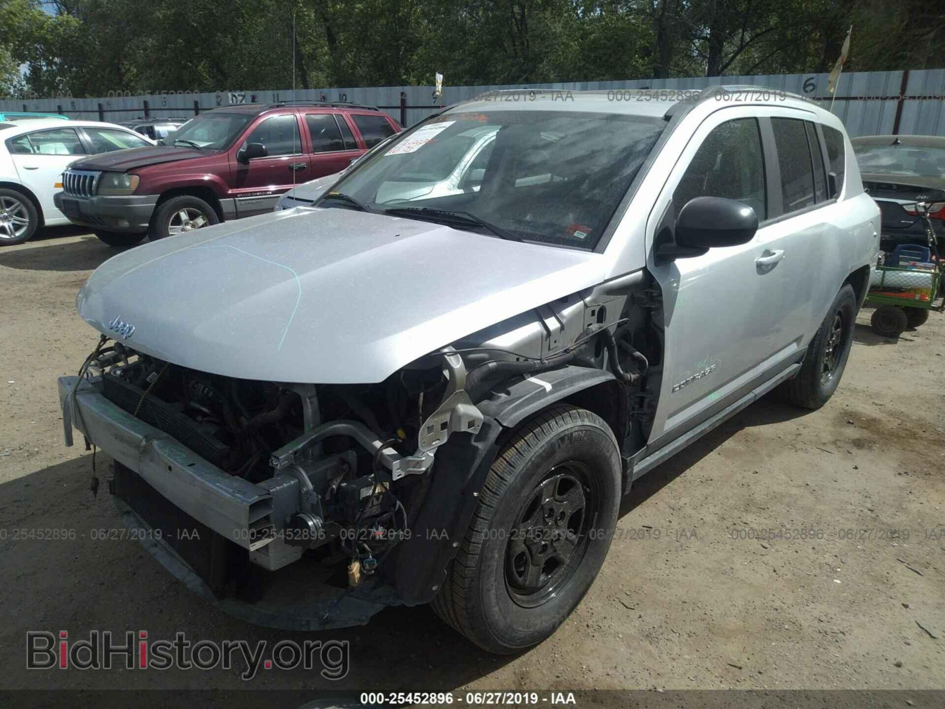 2011 JEEP COMPASS - VIN: 1J4NT5FB4BD195156 - Photo 2