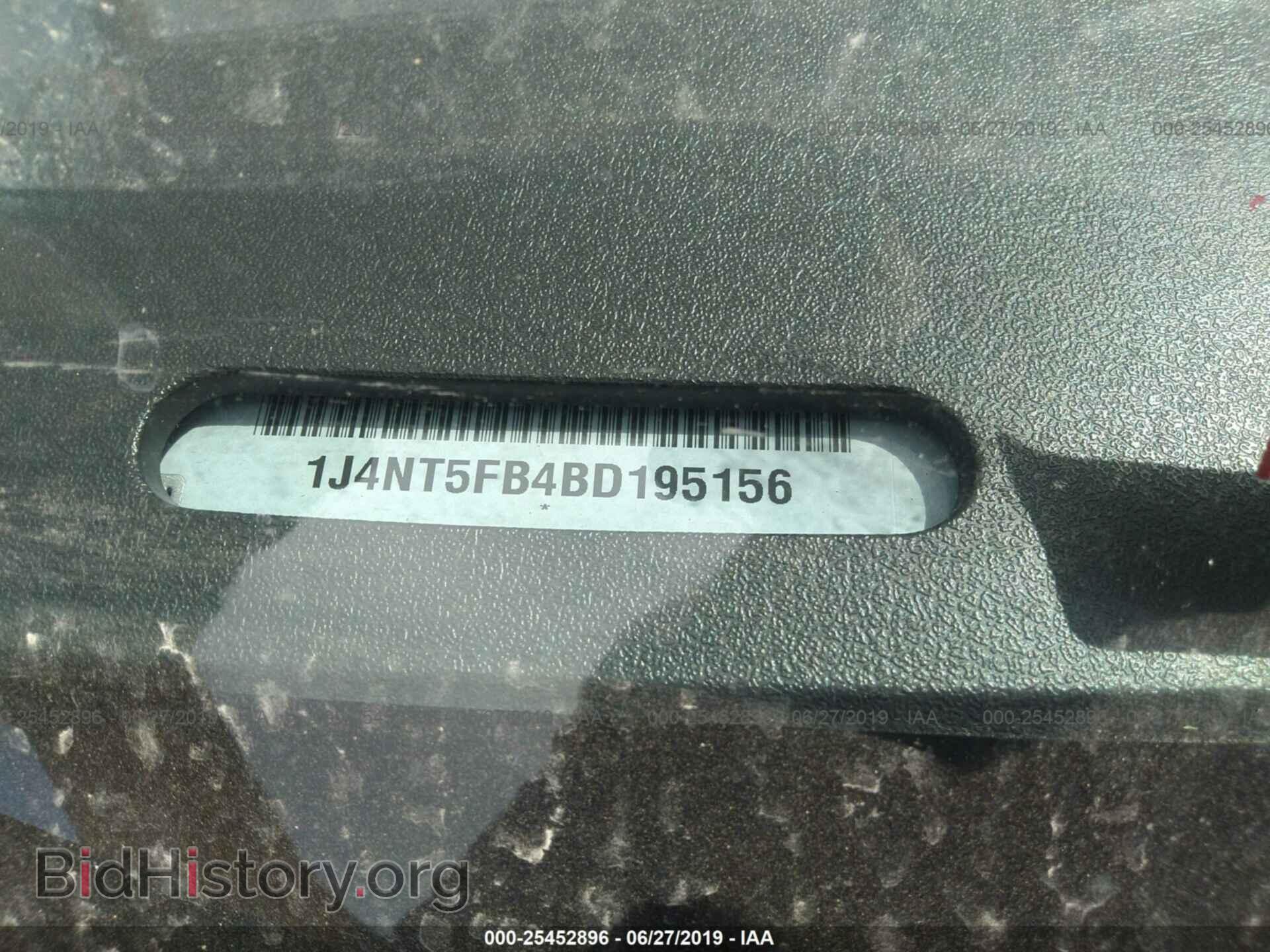 2011 JEEP COMPASS - VIN: 1J4NT5FB4BD195156 - Photo 9