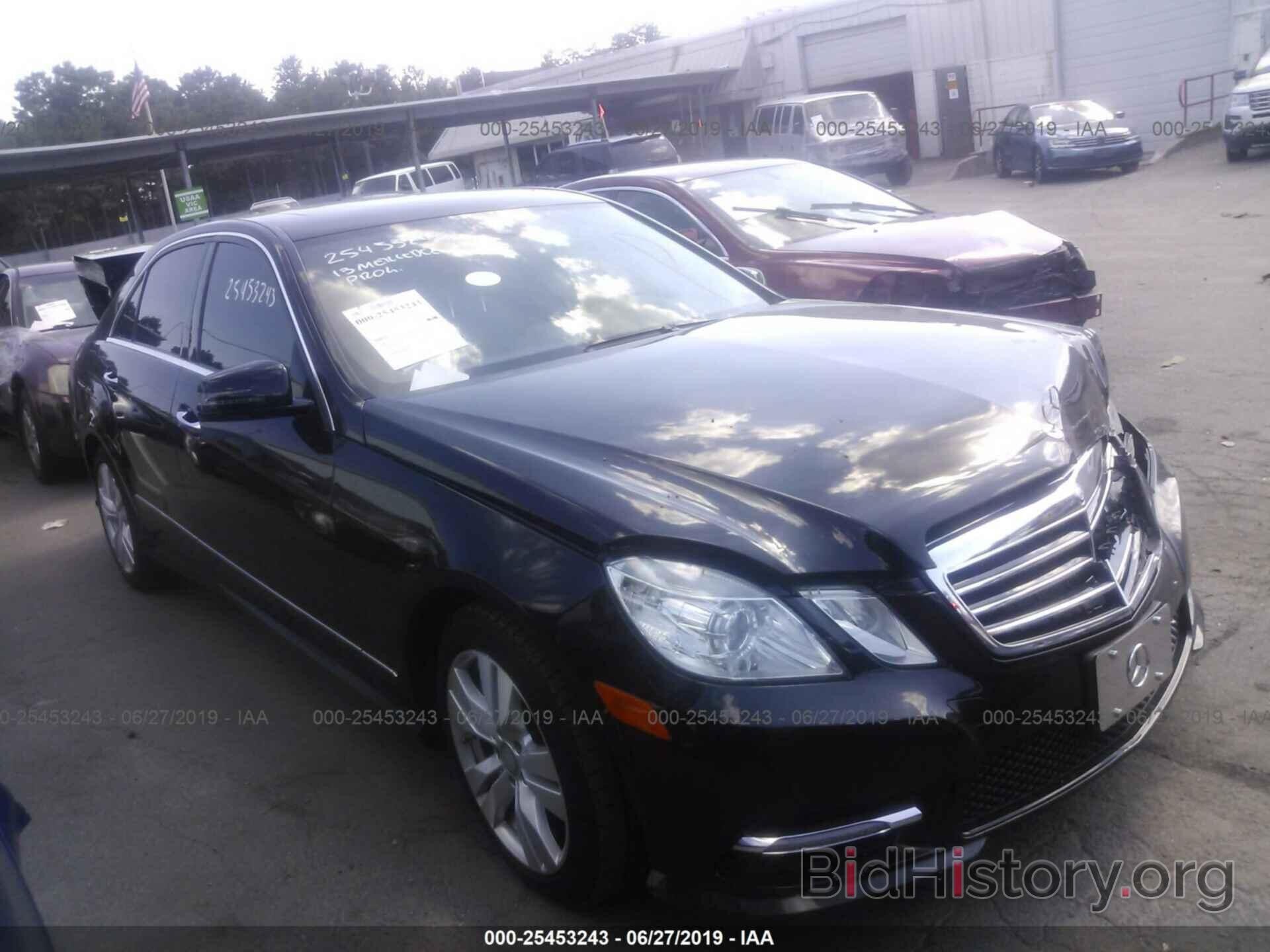 Photo WDDHF9FB2DA737947 - MERCEDES-BENZ E 2013