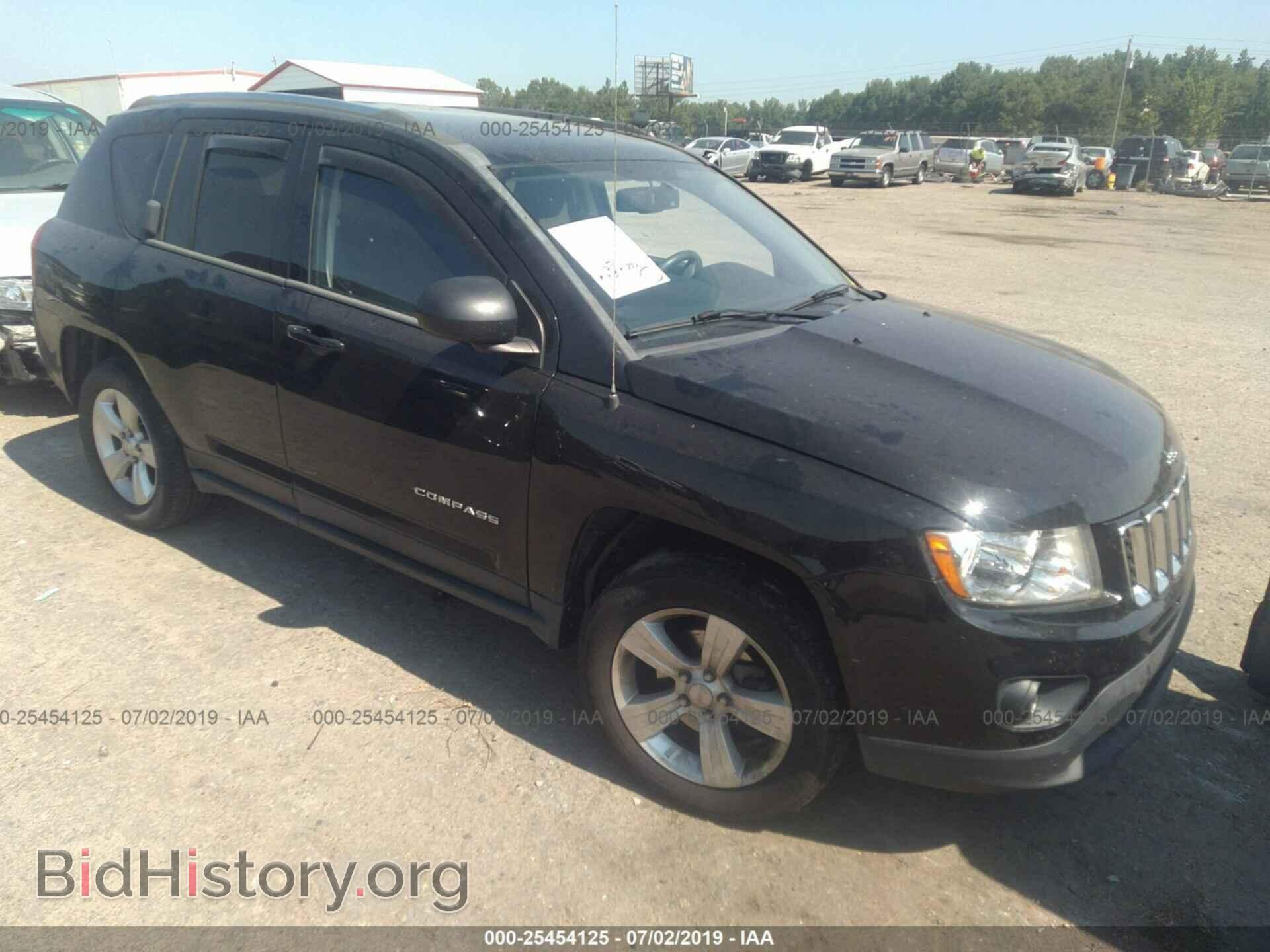 Photo 1C4NJDBB3DD249786 - JEEP COMPASS 2013