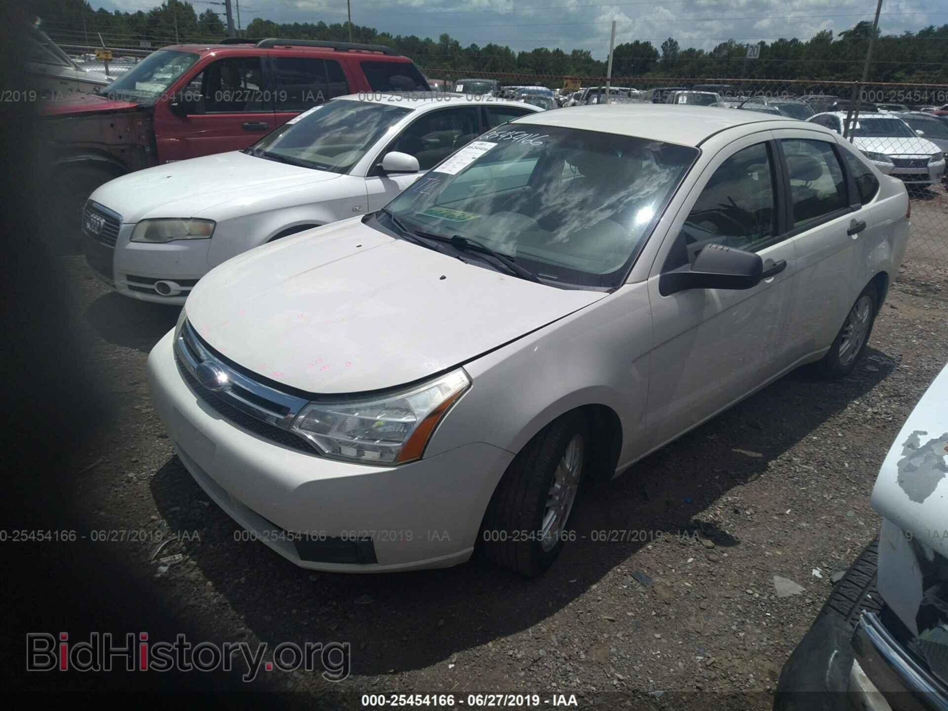 2010 FORD FOCUS - VIN: 1FAHP3FN3AW223575 - Фото 2