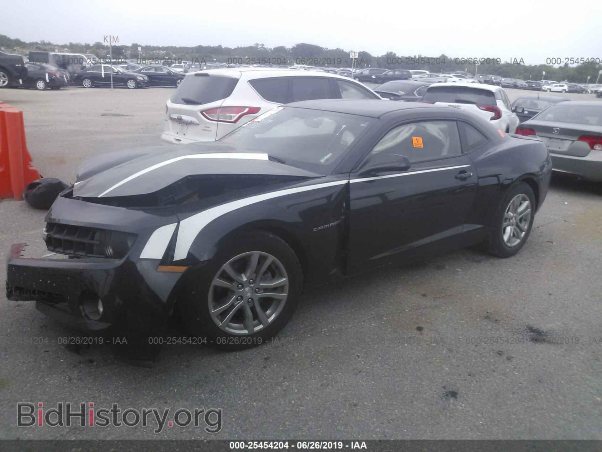 2013 CHEVROLET CAMARO - VIN: 2G1FB1E39D9123183 - Photo 2
