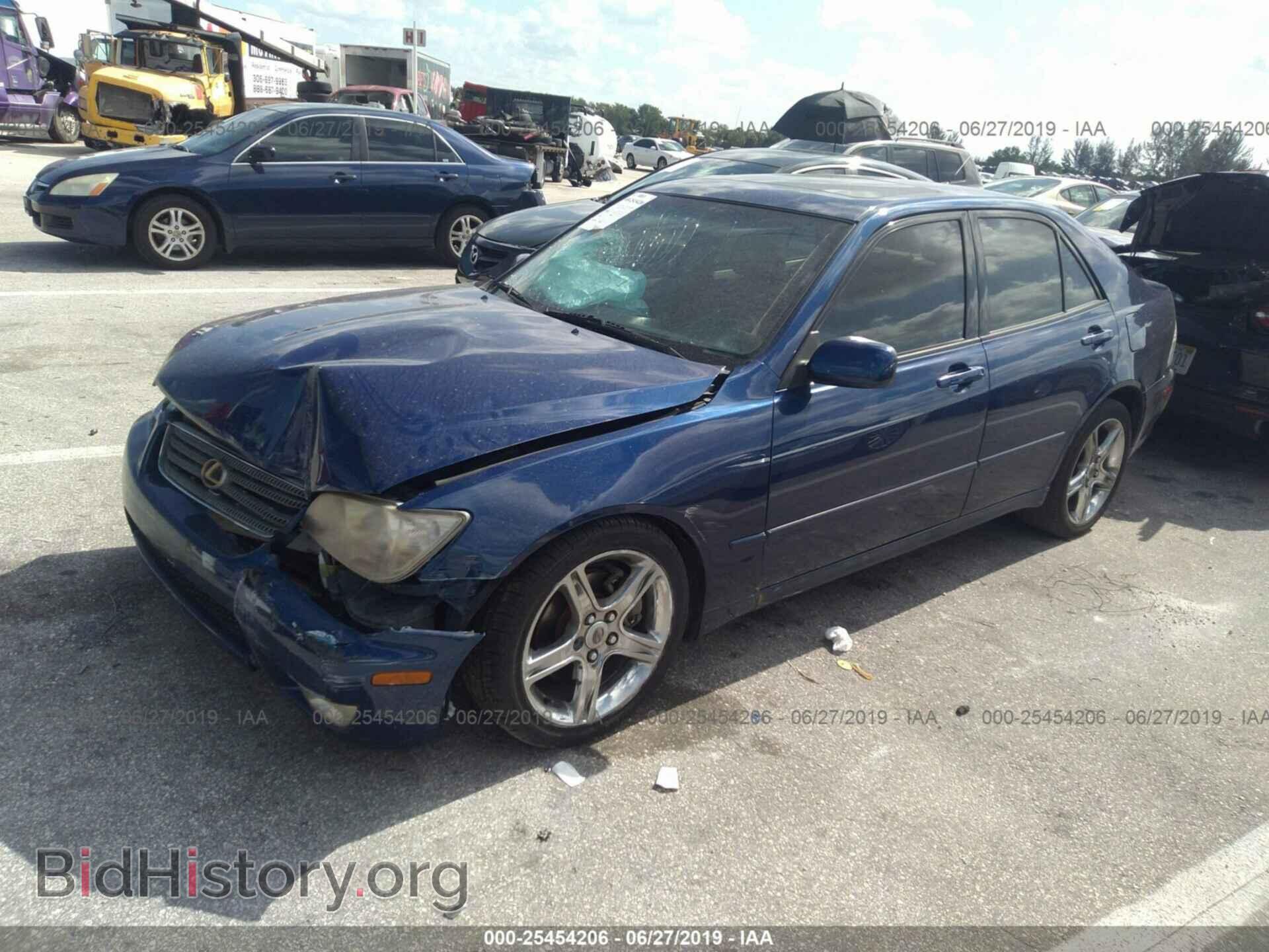 2001 LEXUS IS - VIN: JTHBD182110005040 - Photo 2