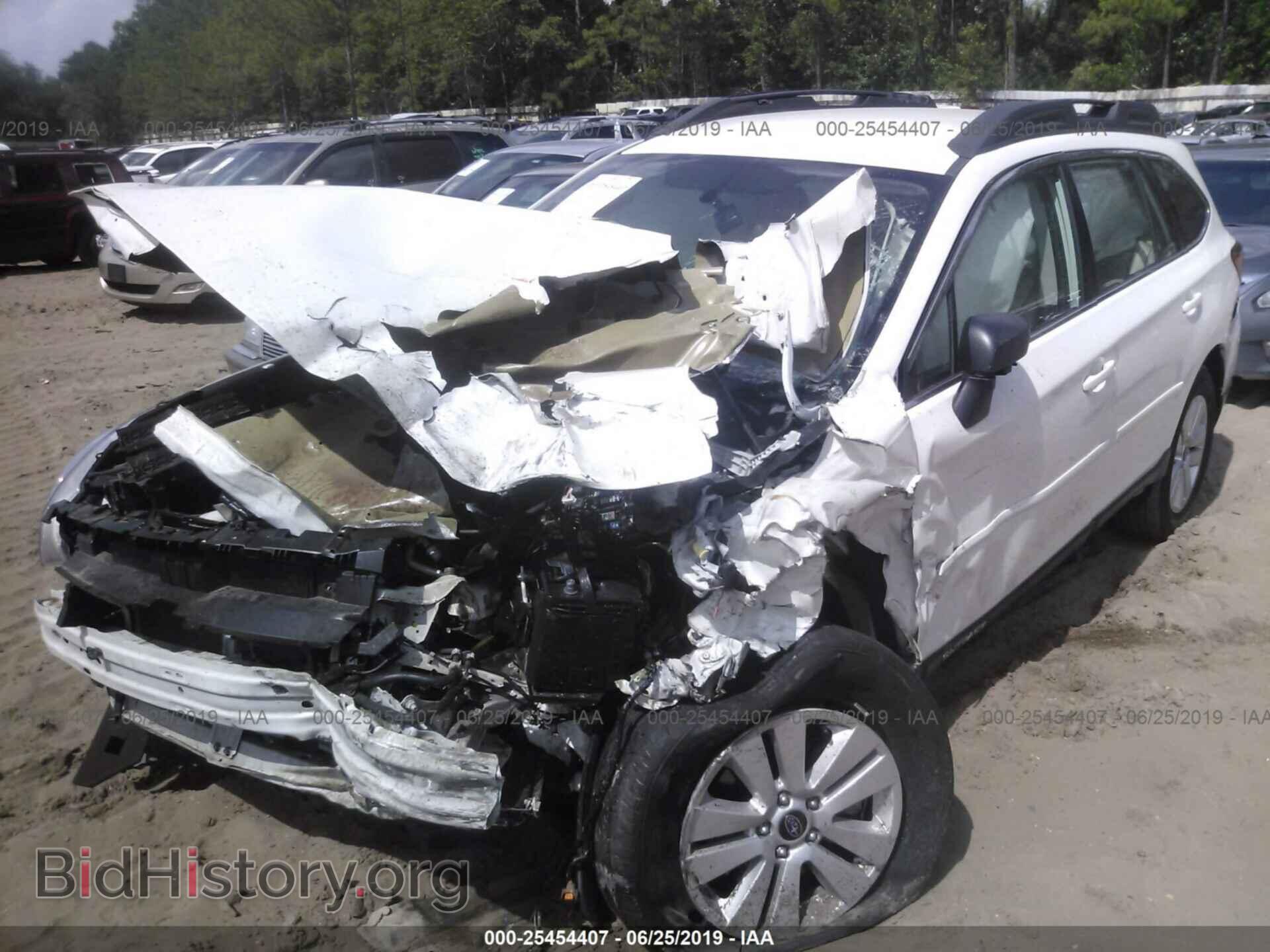 2017 SUBARU OUTBACK - VIN: 4S4BSAAC5H3404211 - Фото 2