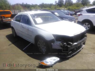 2011 Chrysler 200 LX, white — VIN 1C3BC4FB8BN566708, IAAI