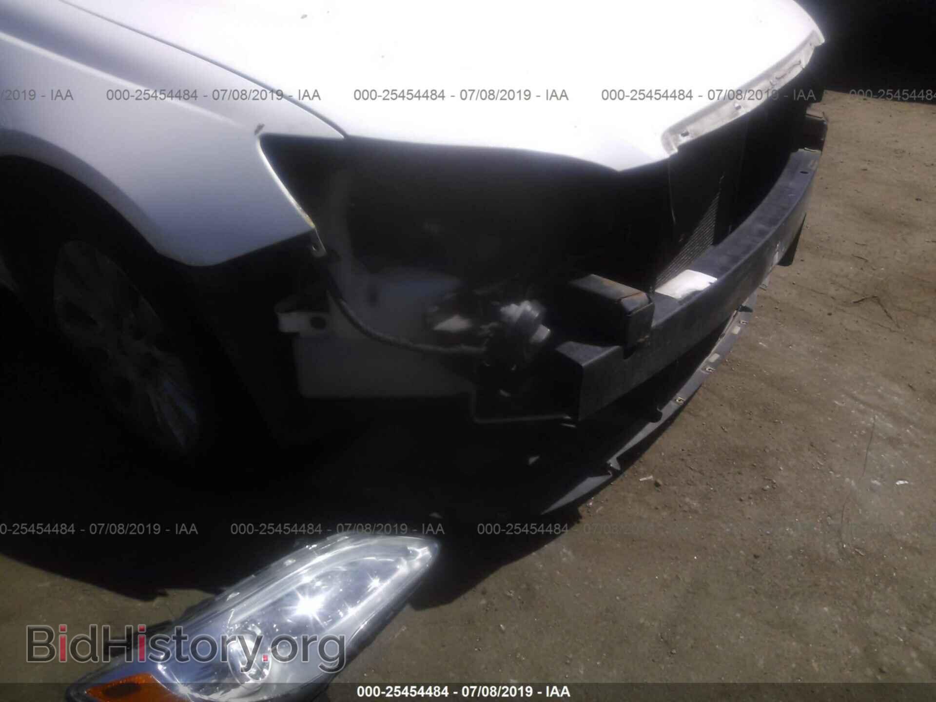 2011 CHRYSLER 200 - VIN: 1C3BC4FB8BN566708 - Фото 6