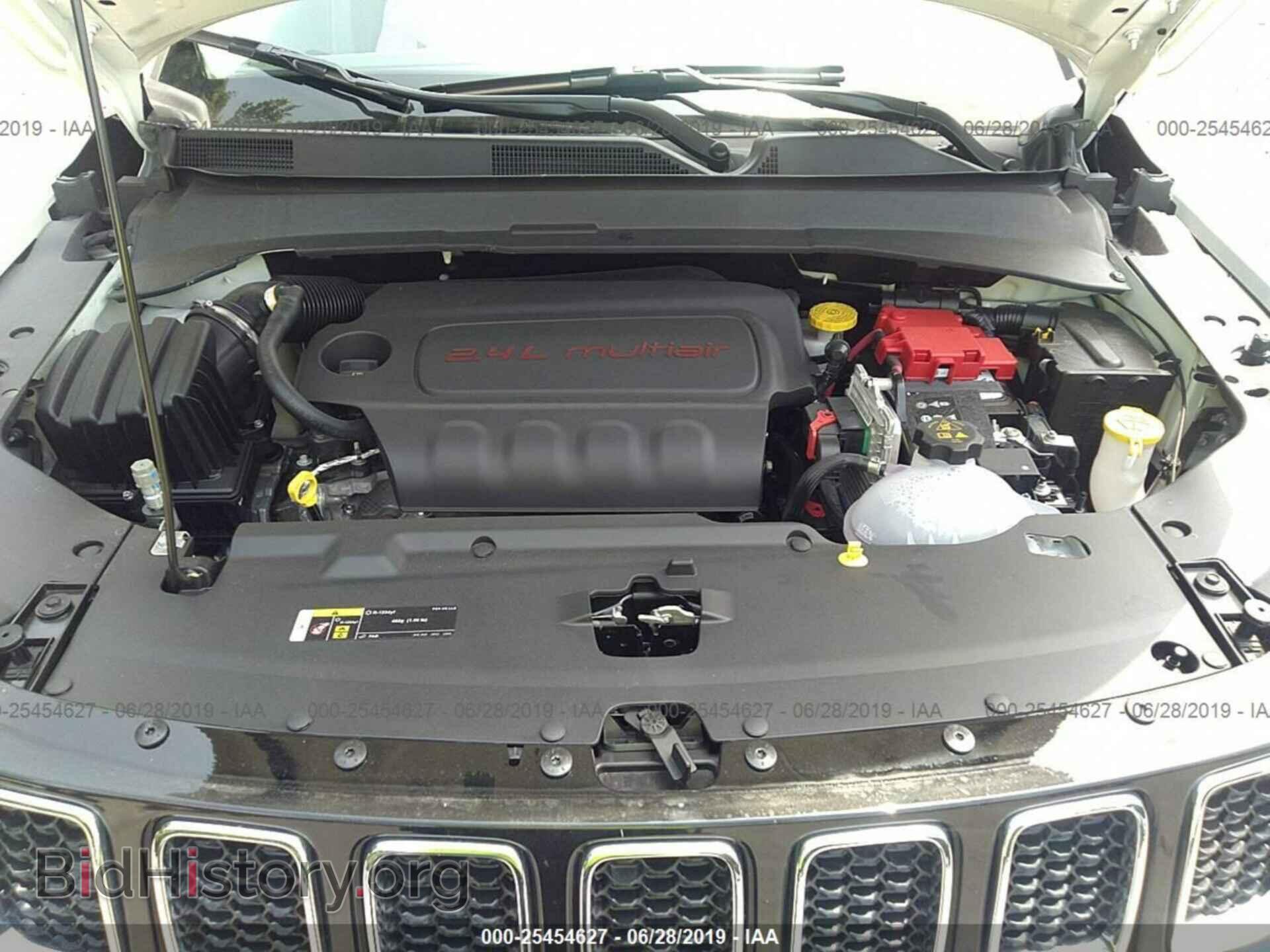 2019 JEEP COMPASS - VIN: 3C4NJDBB7KT703576 - Фото 10