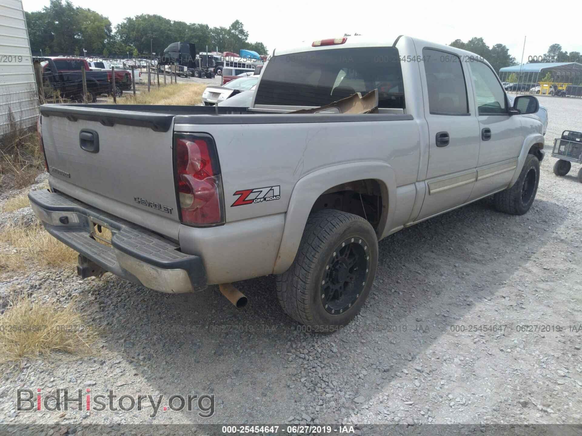2005 CHEVROLET SILVERADO - VIN: 2GCEK13TX51379077 - Фото 4
