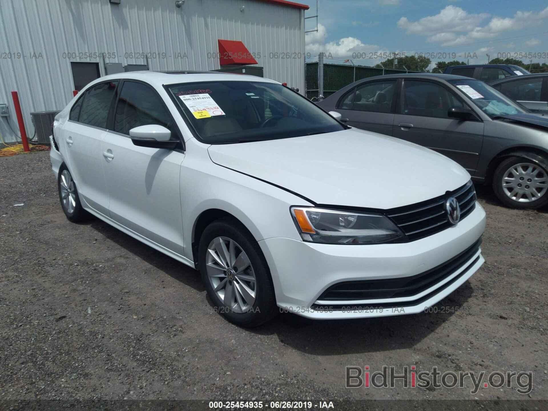 Фотография 3VWD67AJ3GM239448 - VOLKSWAGEN JETTA 2016