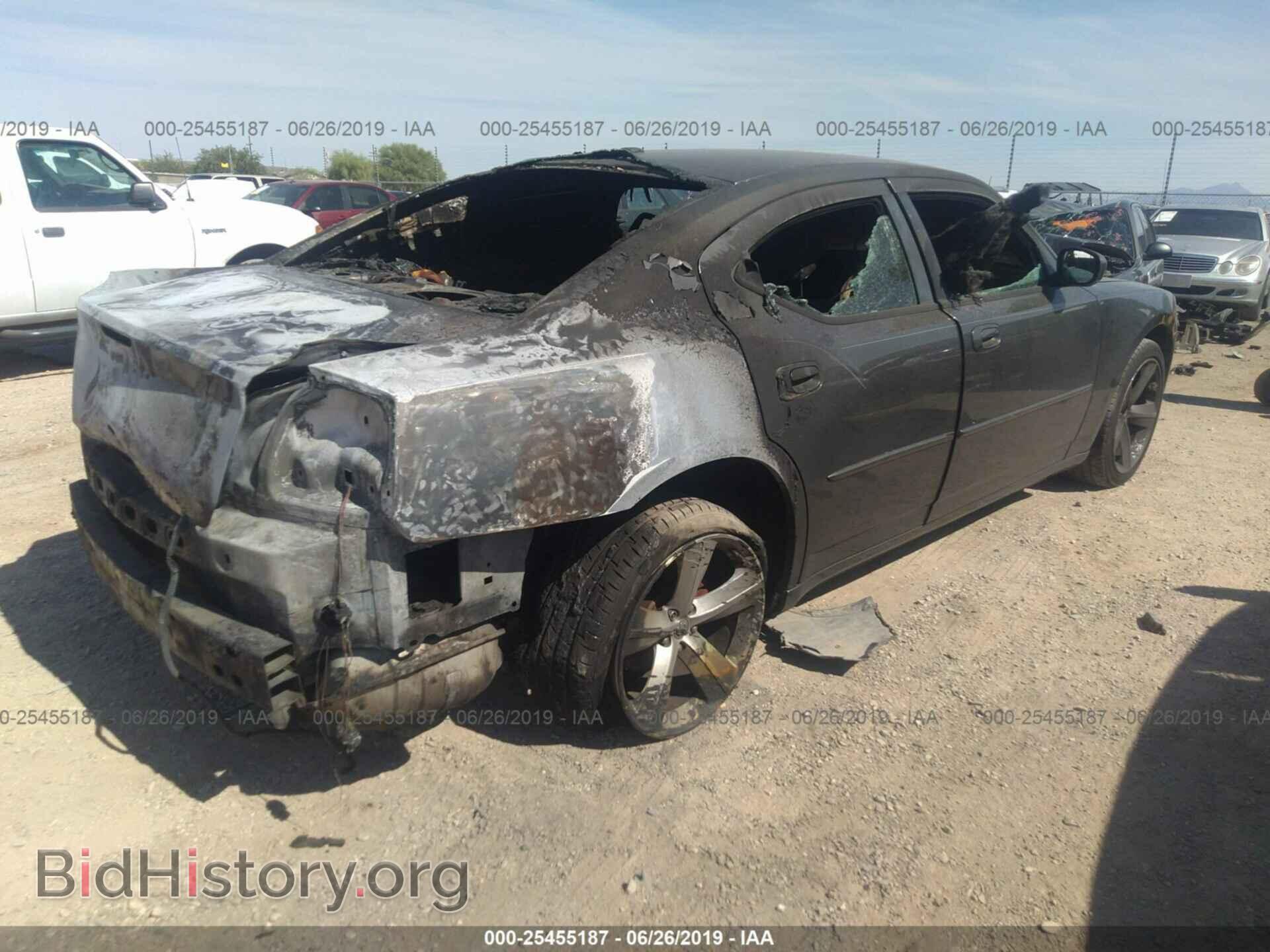 2010 DODGE CHARGER - VIN: 2B3CA4CD3AH219520 - Photo 4