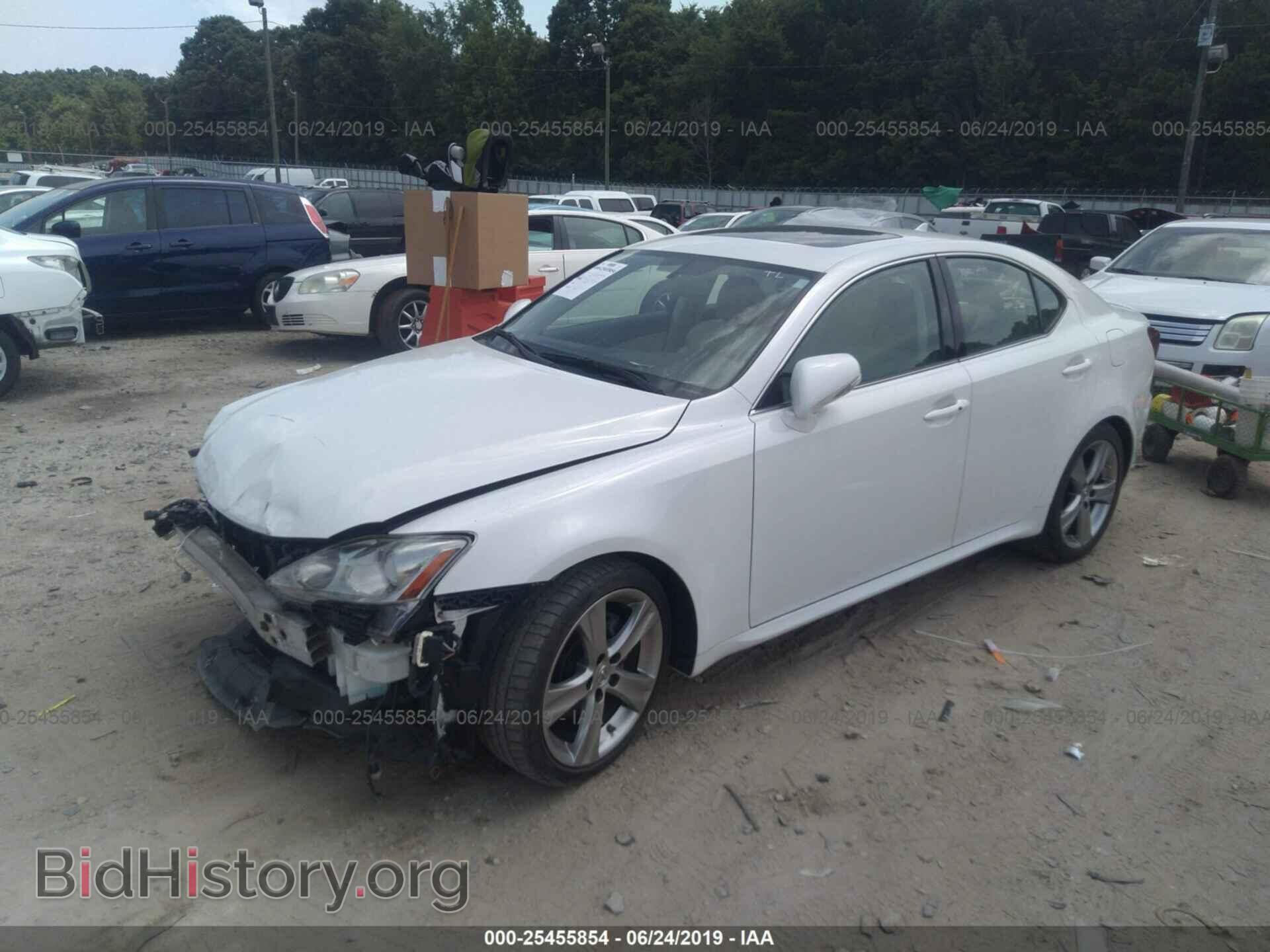 2011 LEXUS IS - VIN: JTHBF5C28B5144367 - Фото 2