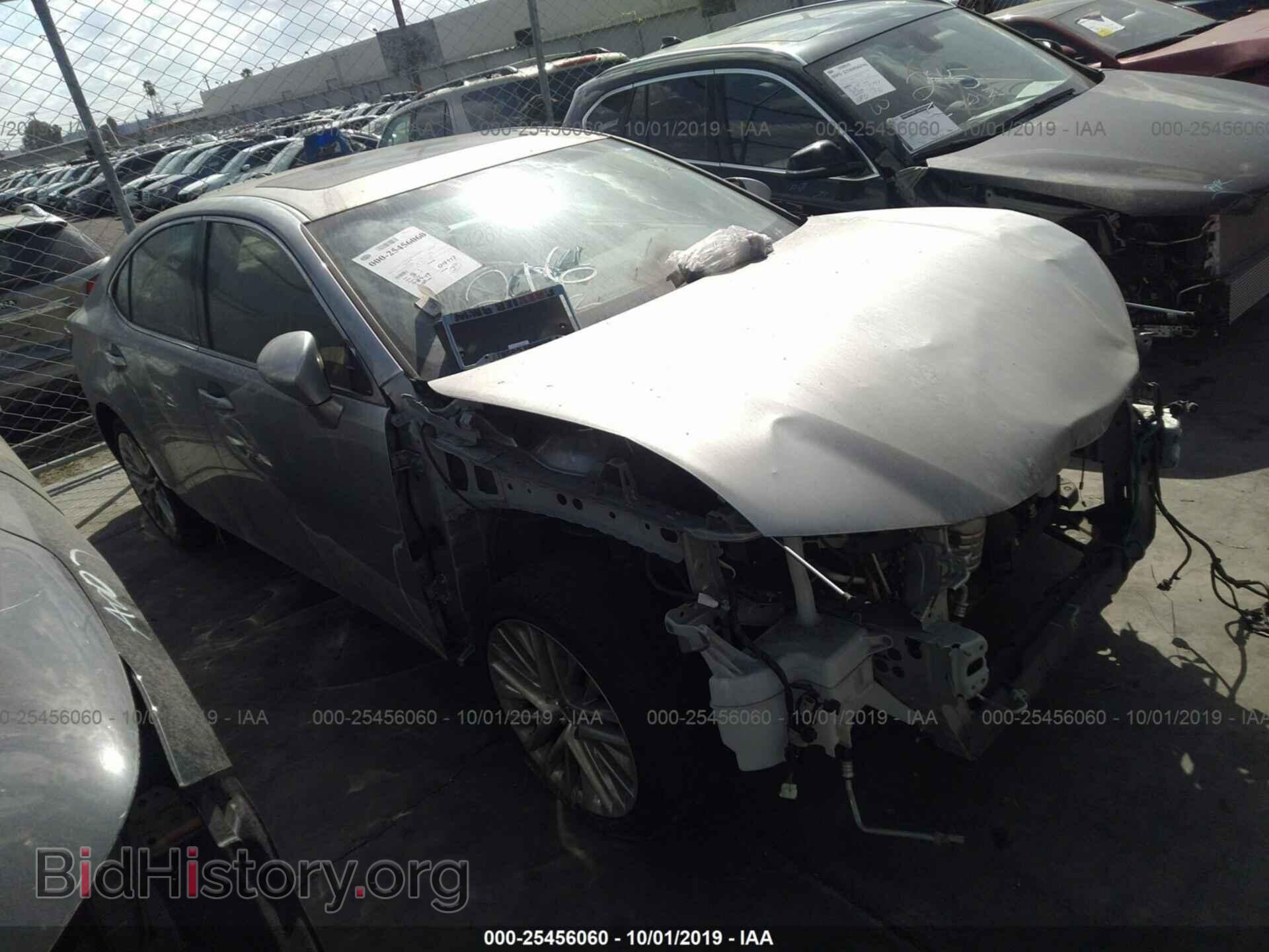 Photo JTHBK1GG3G2222380 - LEXUS ES 2016