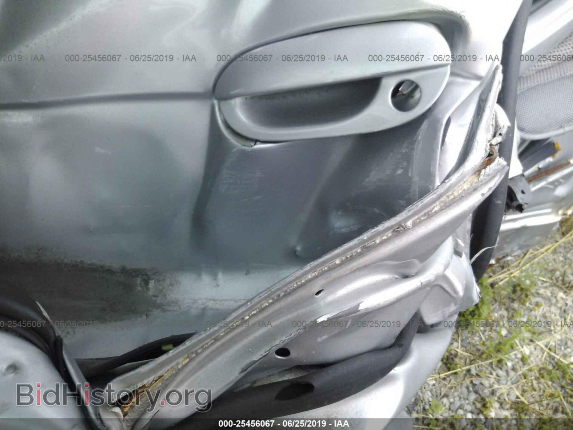 2000 BMW 528 - VIN: WBADP6347YBV65700 - Photo 9