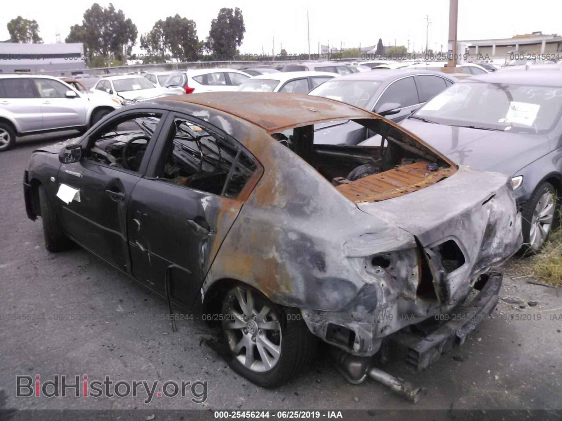 2008 MAZDA MAZDA3 - VIN: JM1BK32G681851966 - Фото 3