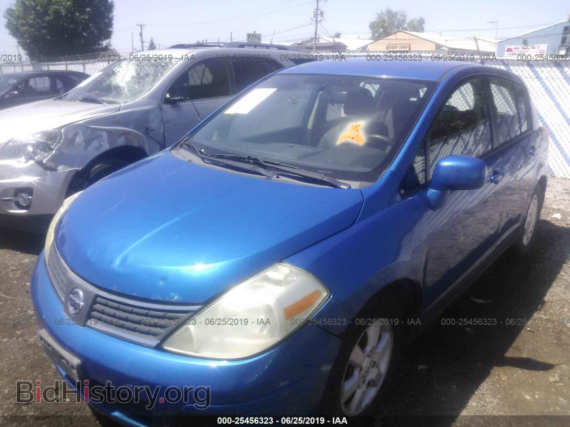 2007 NISSAN VERSA - VIN: 3N1BC13E57L427767 - Фото 2