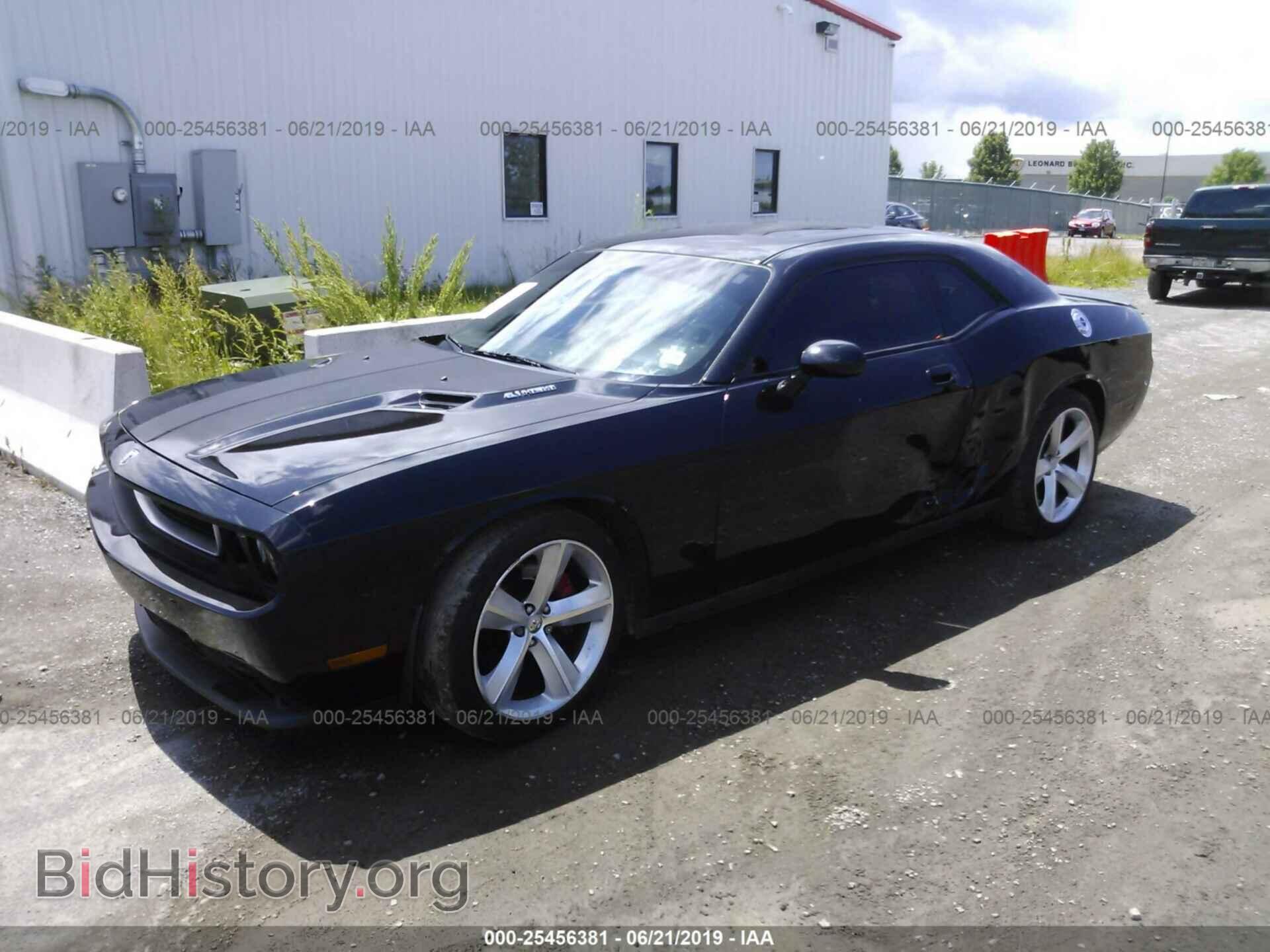 2010 DODGE CHALLENGER - VIN: 2B3CJ7DW6AH111734 - Фото 2
