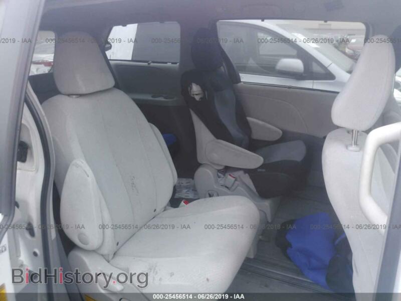 2013 Toyota SIENNA (VIN 5TDKK3DC8DS340511) — photo 8 of 10
