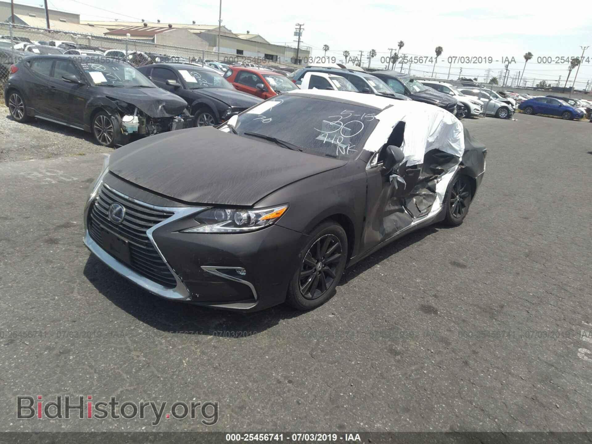 2017 LEXUS ES - VIN: JTHBW1GG8H2150016 - Фото 2
