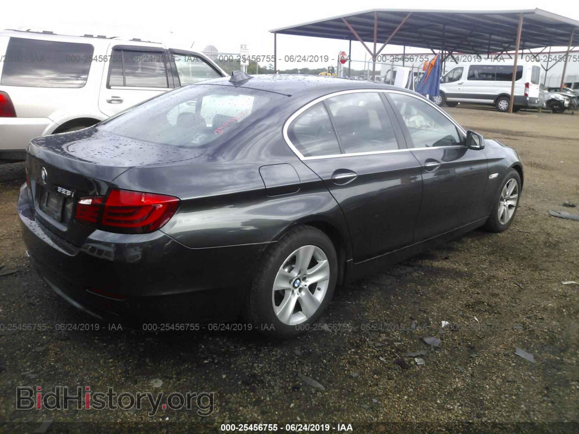 2011 BMW 528 - VIN: WBAFR1C54BC672669 - Фото 4