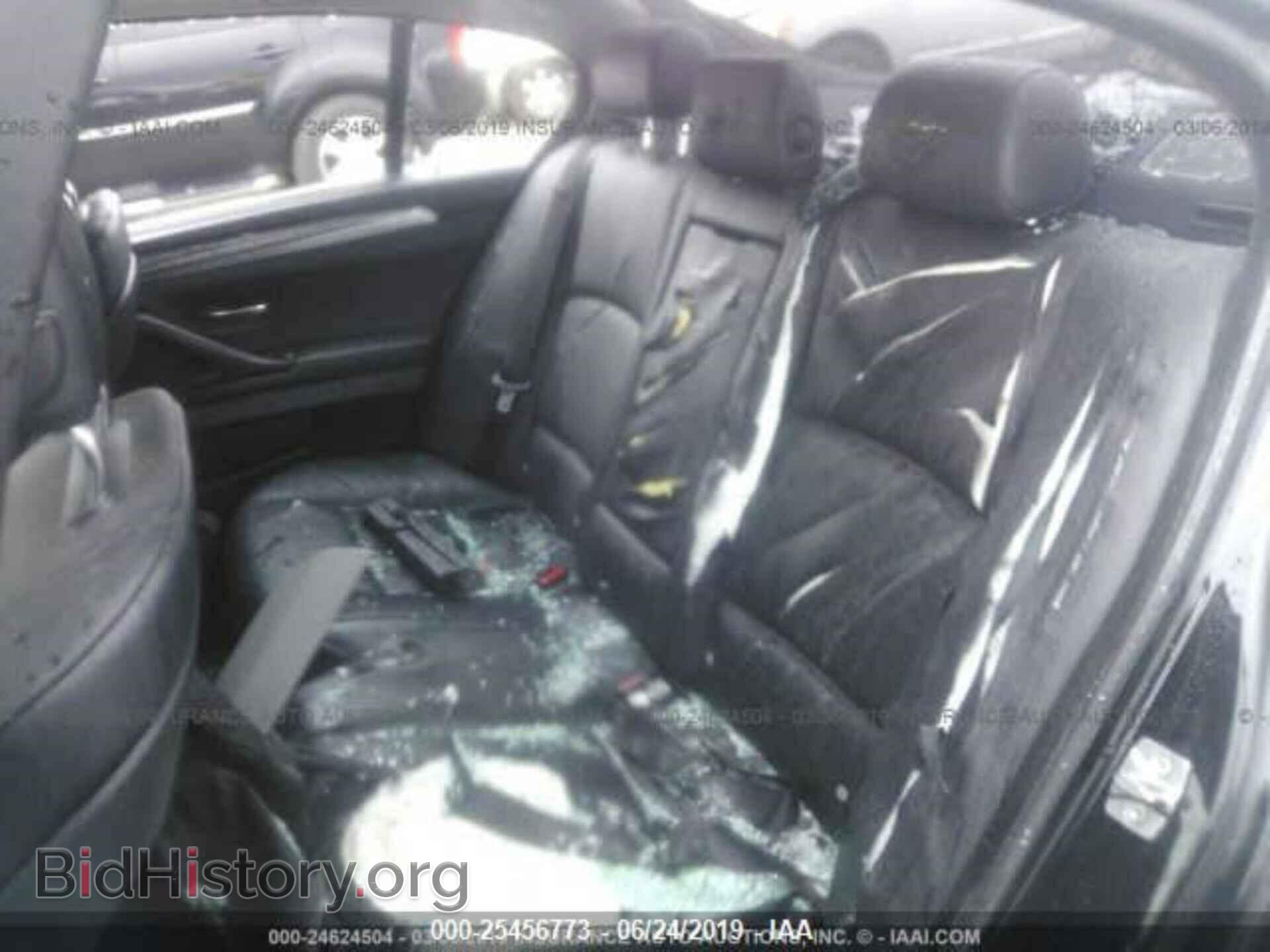 2011 BMW 528 - VIN: WBAFR1C58BC738379 - Фото 8