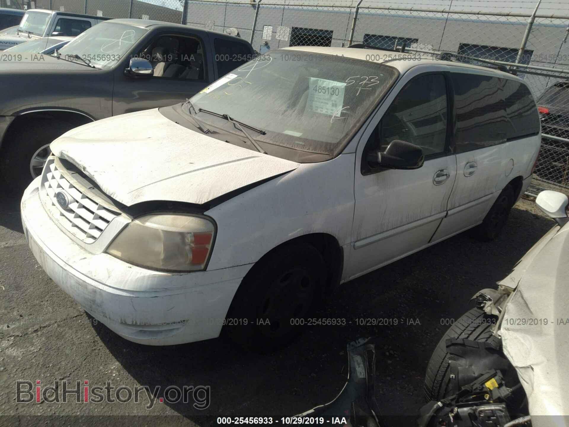 2007 FORD FREESTAR - VIN: 2FMZA512X7BA28054 - Фото 2