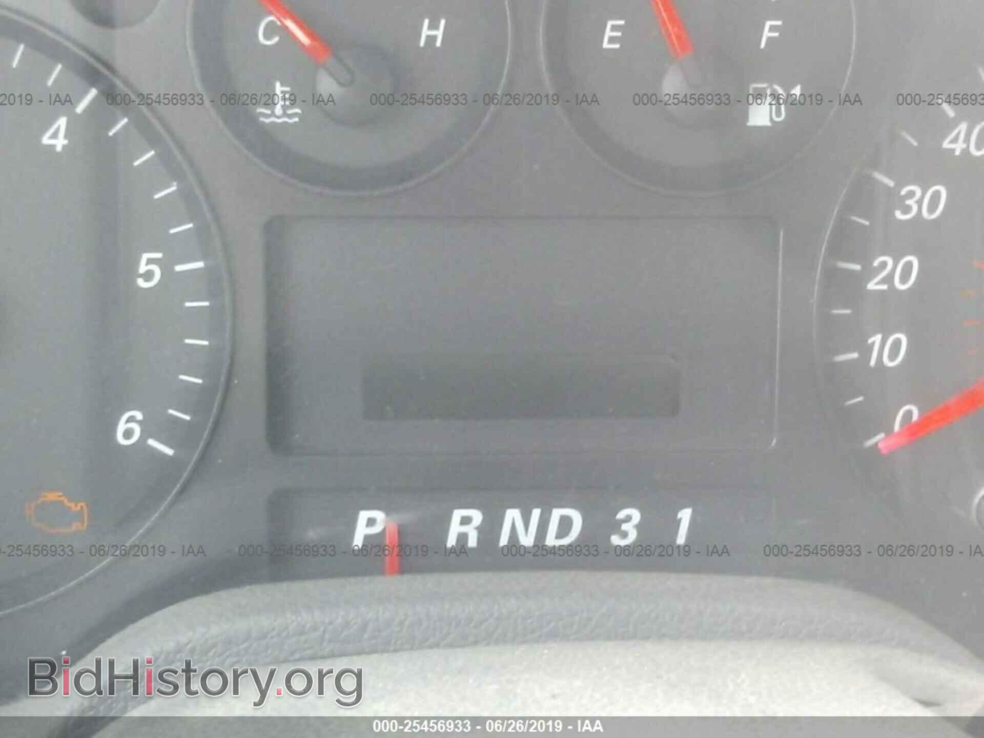 2007 FORD FREESTAR - VIN: 2FMZA512X7BA28054 - Фото 7