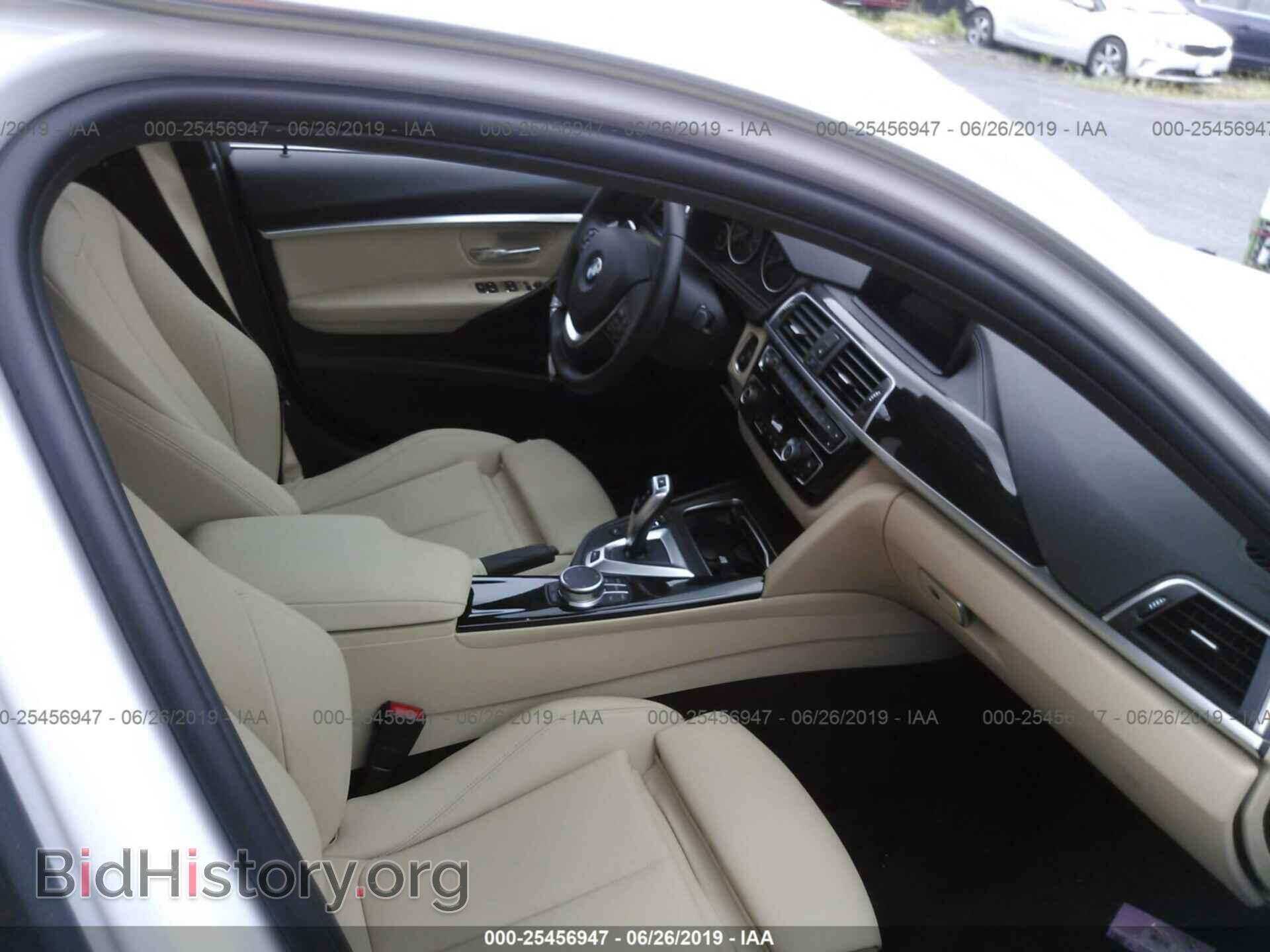 2018 BMW 330E - VIN: WBA8E1C53JA756352 - Фото 5