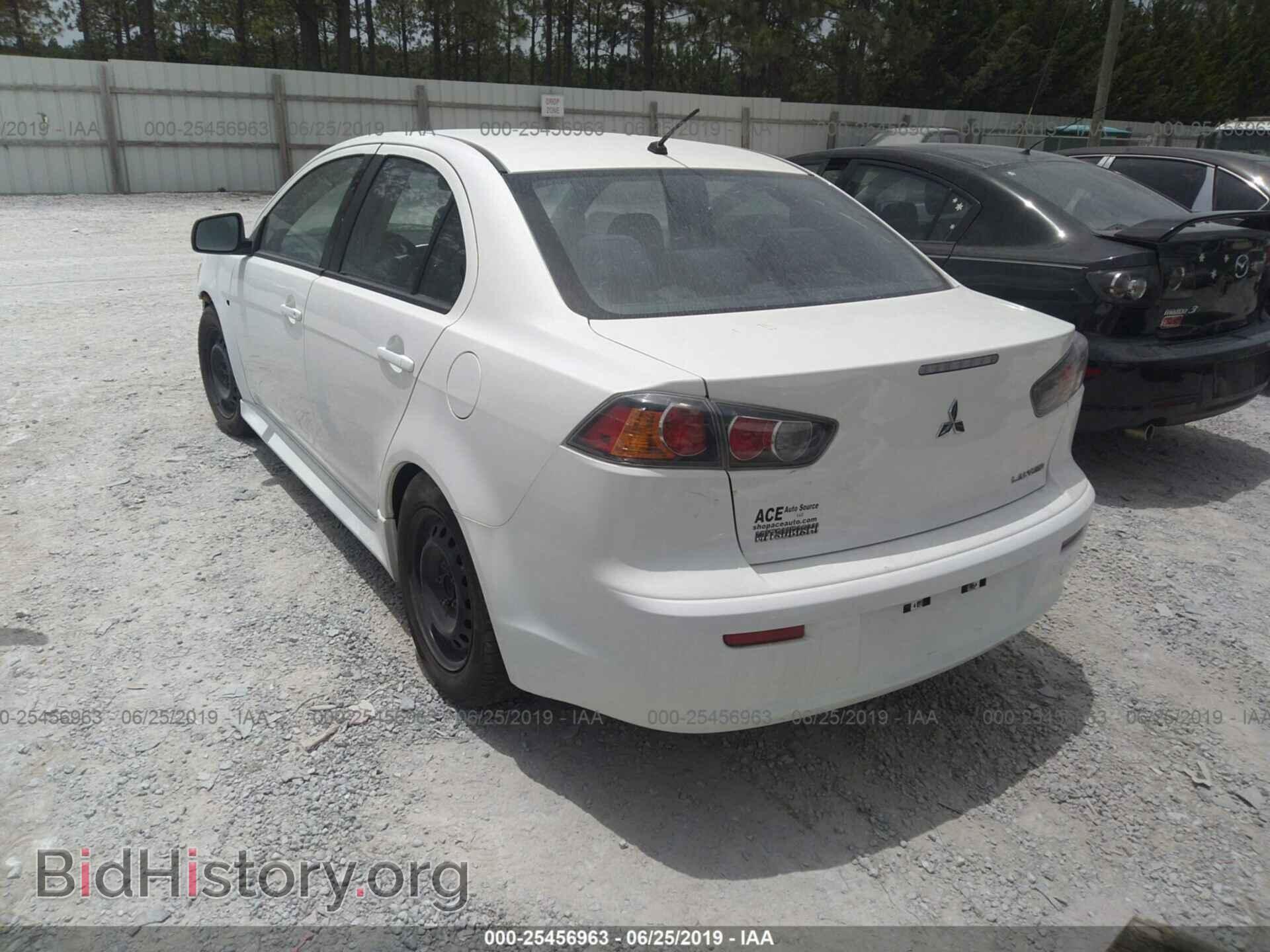 2015 MITSUBISHI LANCER - VIN: JA32U2FU6FU009207 - Фото 3