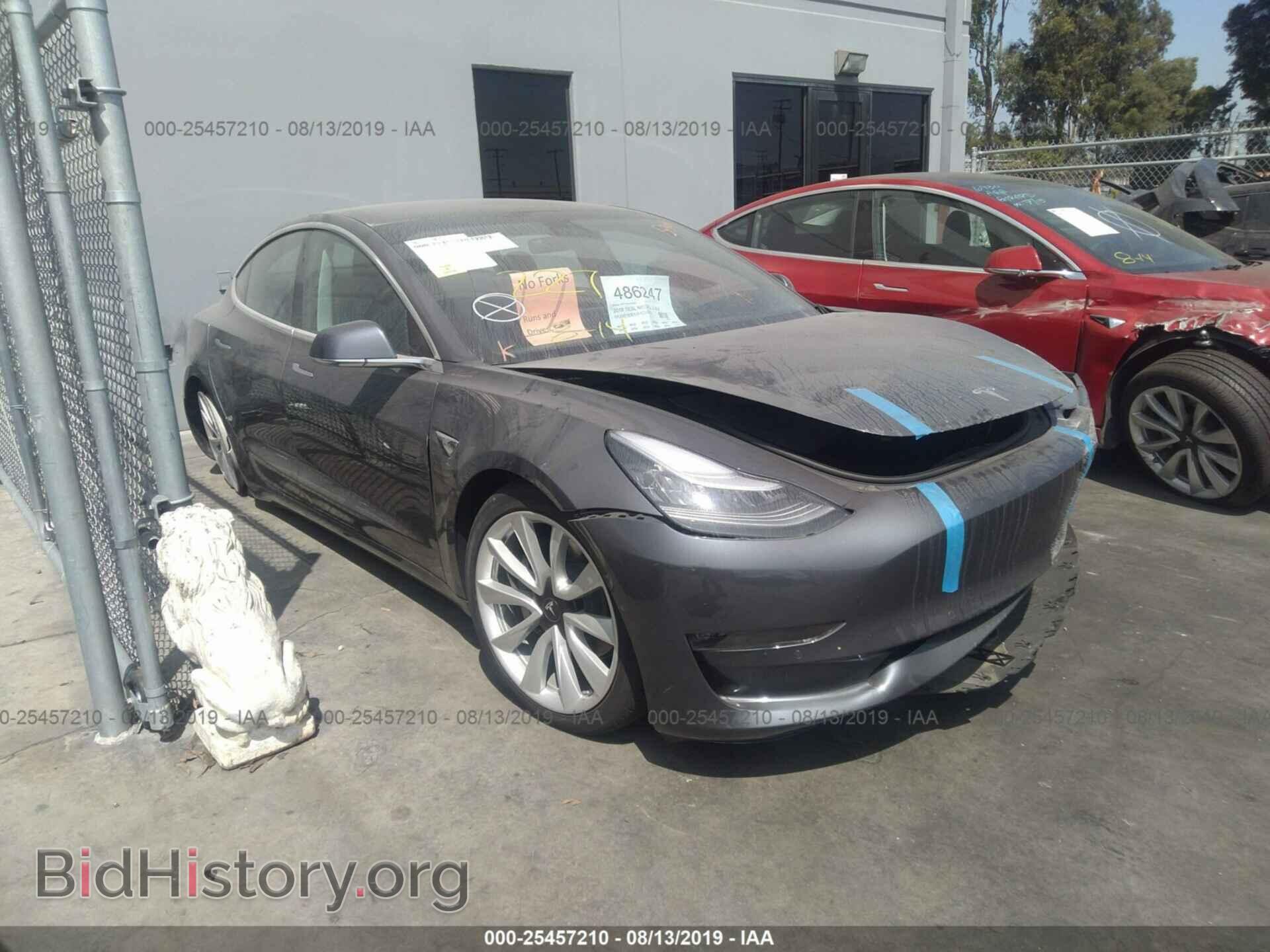 Фотография 5YJ3E1EB3JF132283 - TESLA MODEL 3 2018