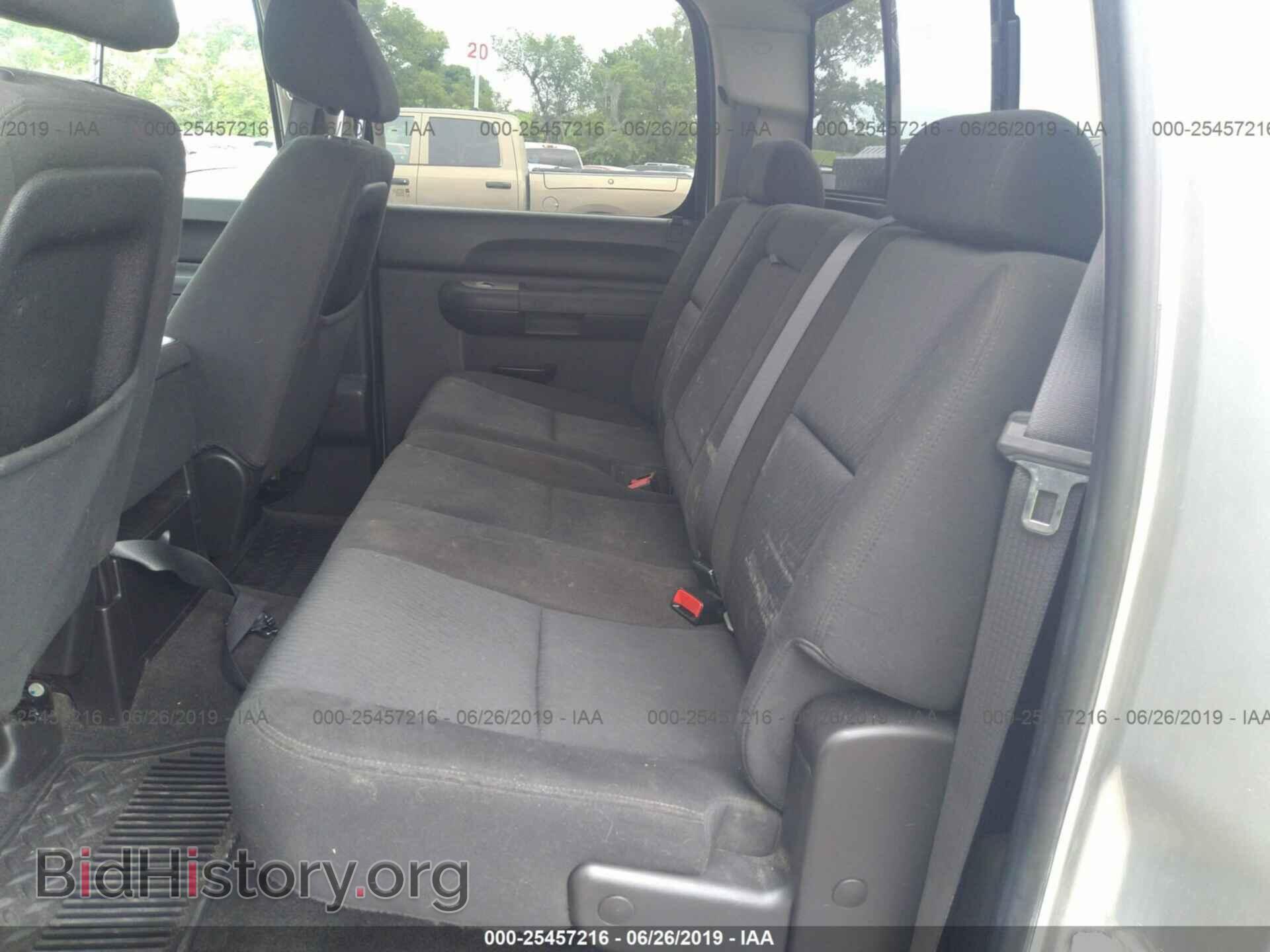 2011 CHEVROLET SILVERADO - VIN: 1GCPKSE35BF212738 - Фото 8