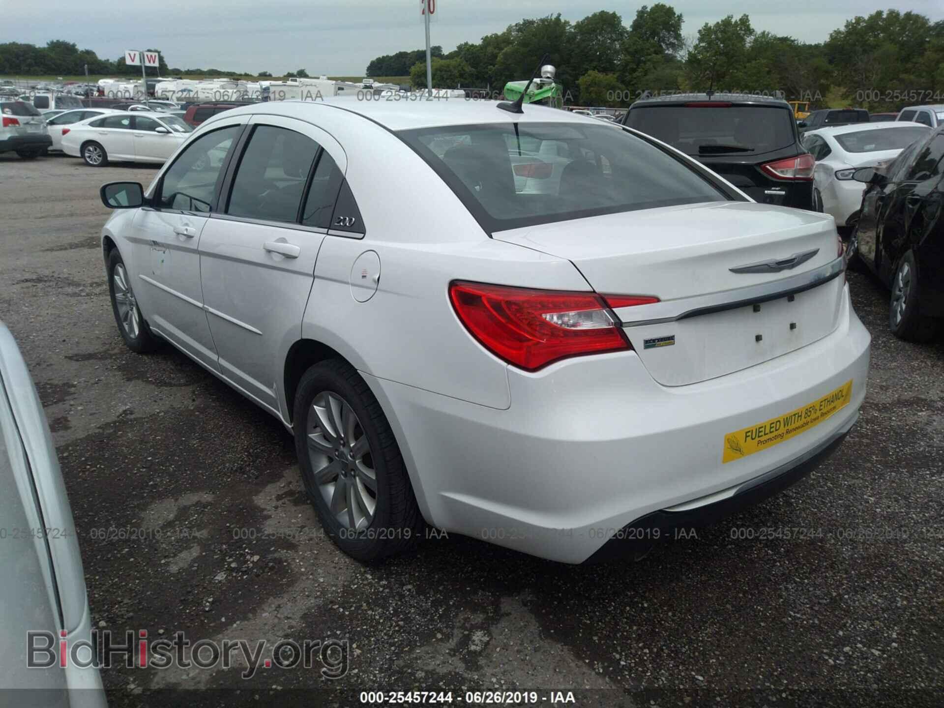2013 CHRYSLER 200 - VIN: 1C3CCBBG7DN711170 - Фото 3