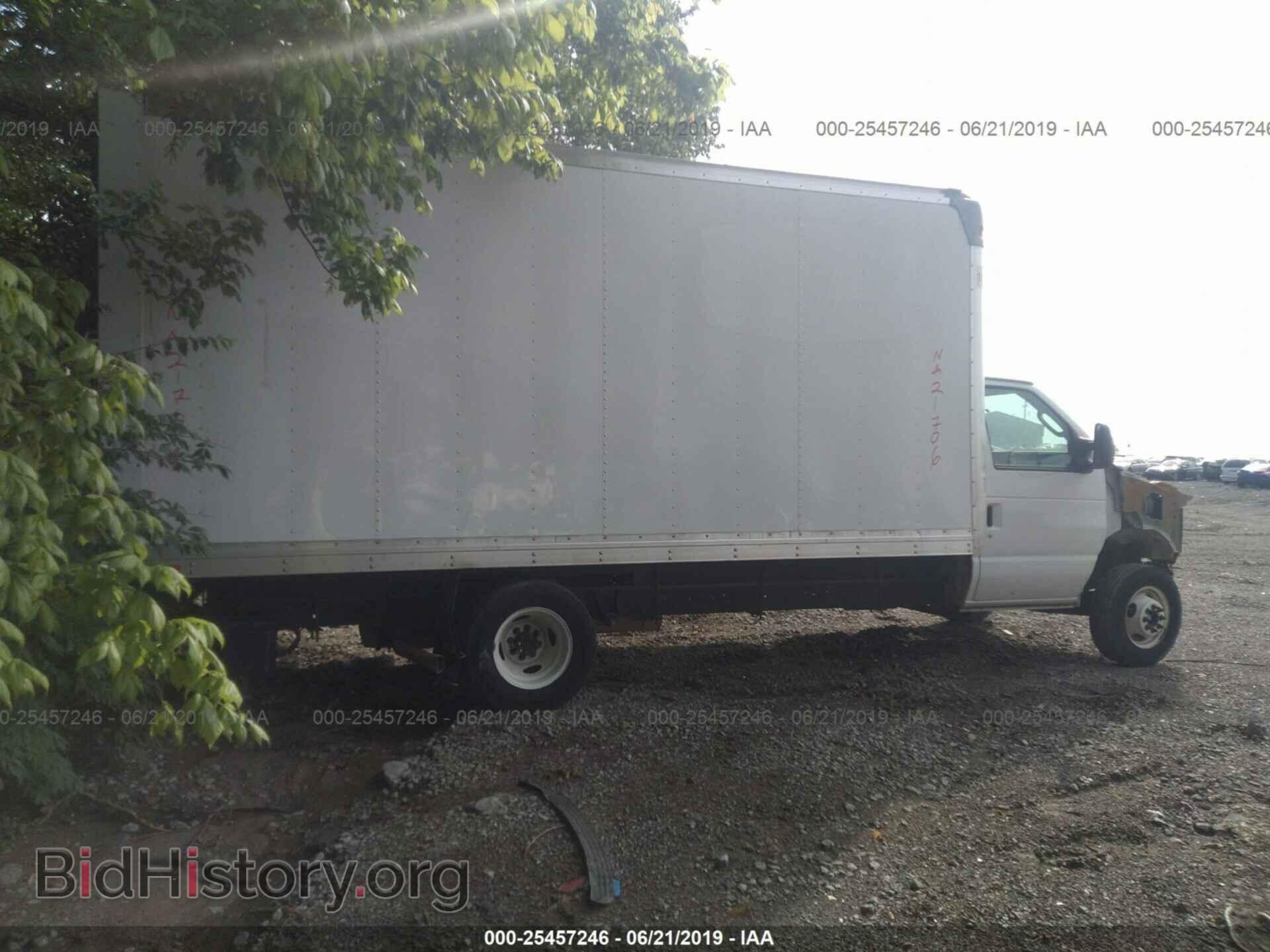 2016 FORD ECONOLINE - VIN: 1FDWE3FL1GDC36427 - Фото 4