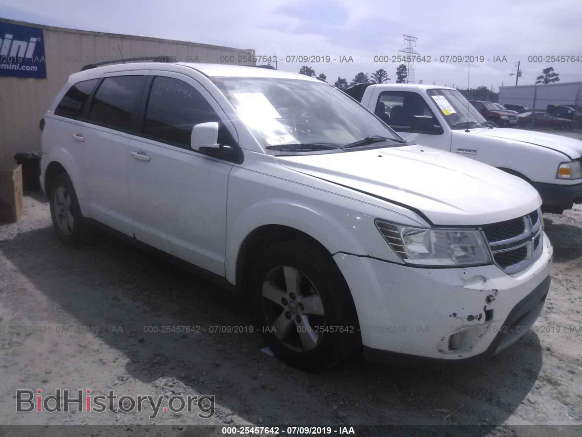 Photo 3D4PG1FG9BT527970 - DODGE JOURNEY 2011