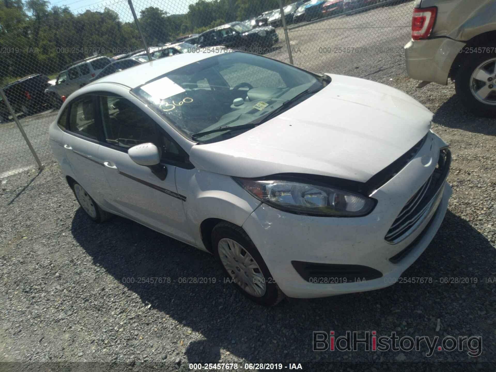 Photo 3FADP4AJ2FM145418 - FORD FIESTA 2015